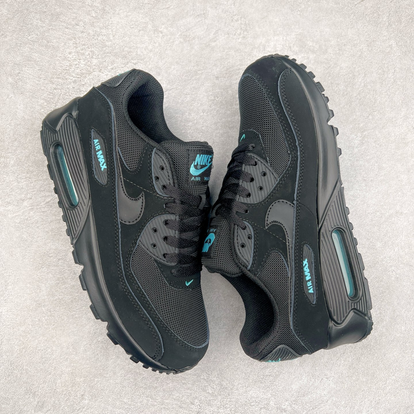 图片[3]-＃MX版 NK Air MAX 90 气垫复古减震跑步鞋 HV6224-001 经典重温 独家陆续补货 外单专供大厂出品 品质稳定 一百余色 终端操作 Air Max 90于1990年推出 来自Air Max系列 在Air Max 1的基础上改进而得 增加了气垫面积 外型上也更为流线 最特別的就是加入了菱纹塑胶嵌板 为Air Max 90增添了许多潮流气息 皮革鞋面 造就出色耐穿性和支撑力 Max Air缓震配置搭配泡棉中底 令Air Max 90轻盈而舒适 华夫格橡胶外底 铸就Air Max 90非凡的抓地力 而Air Max 90不仅是一双跑鞋 它成功跨越了时间的演进 成为了球鞋文化与潮流圈中最熟为人知的鞋款之一 尺码：36 36.5 37.5 38 38.5 39 40 40.5 41 42 42.5 43 44 44.5 45-选品中心