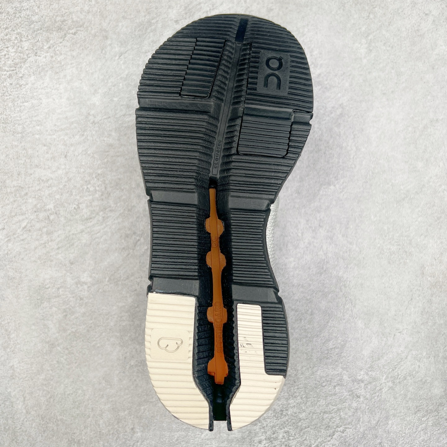 图片[9]-On昂跑 Cloudnova 轻量舒适织物回弹减震透气轻便耐磨防滑低帮休闲跑步鞋 昂跑运动品牌 开创于2010年 缓震着陆、强效回弹、轻柔质感的设计构思始终是ON研制关键 与此同时基于“为全球提供革新性的跑步感受”信念 陆续推出了多款跑鞋及其以专业运动人体跑步工程学为设计关键的功能性跑步服饰设备 让跑者不费力气地畅快畅跑 尺码：36 36.5 37.5 38 38.5 39 40 40.5 41 42 42.5 43 44 44.5 45-选品中心