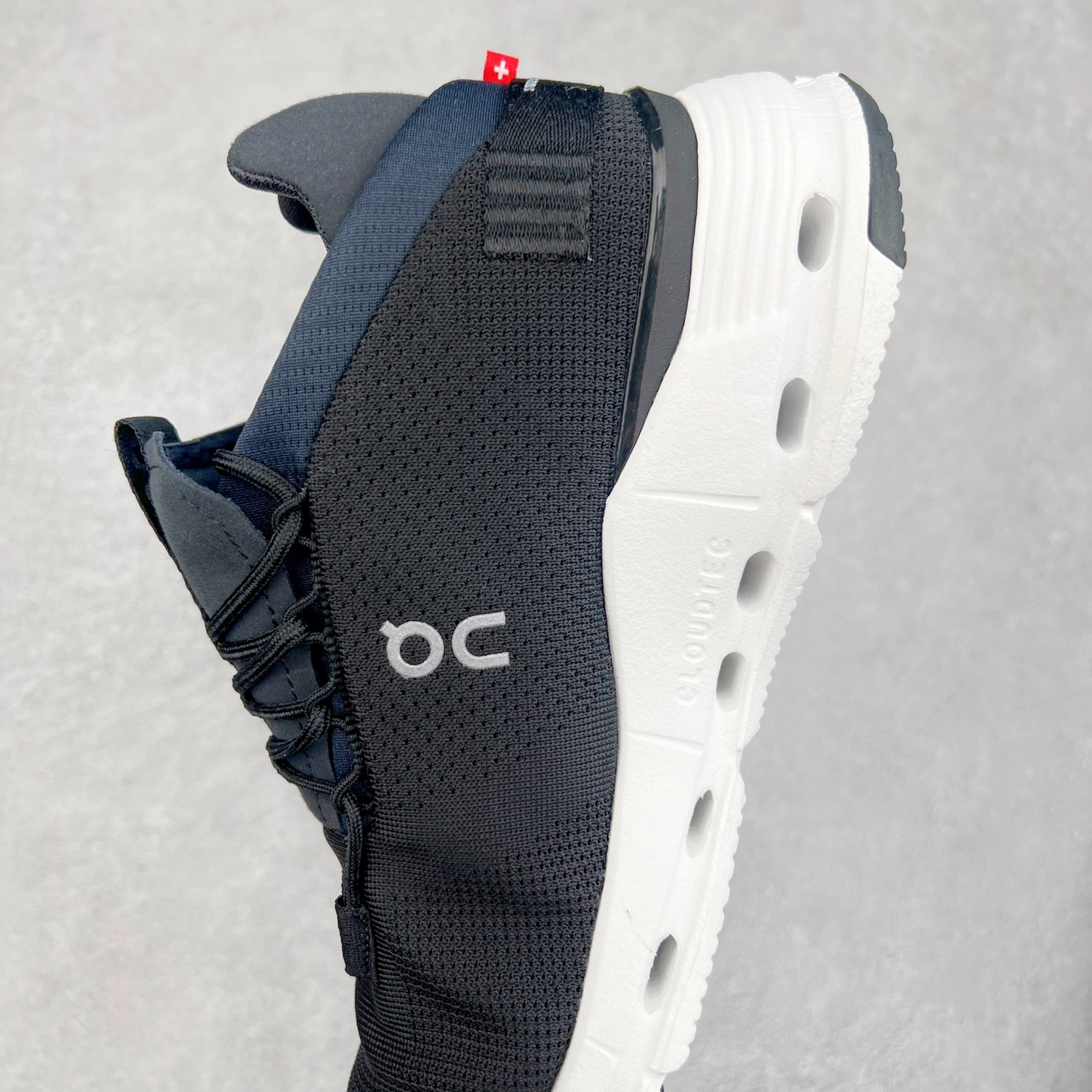 图片[7]-On昂跑 Cloudnova 轻量舒适织物回弹减震透气轻便耐磨防滑低帮休闲跑步鞋 昂跑运动品牌 开创于2010年 缓震着陆、强效回弹、轻柔质感的设计构思始终是ON研制关键 与此同时基于“为全球提供革新性的跑步感受”信念 陆续推出了多款跑鞋及其以专业运动人体跑步工程学为设计关键的功能性跑步服饰设备 让跑者不费力气地畅快畅跑 尺码：36 36.5 37.5 38 38.5 39 40 40.5 41 42 42.5 43 44 44.5 45-选品中心