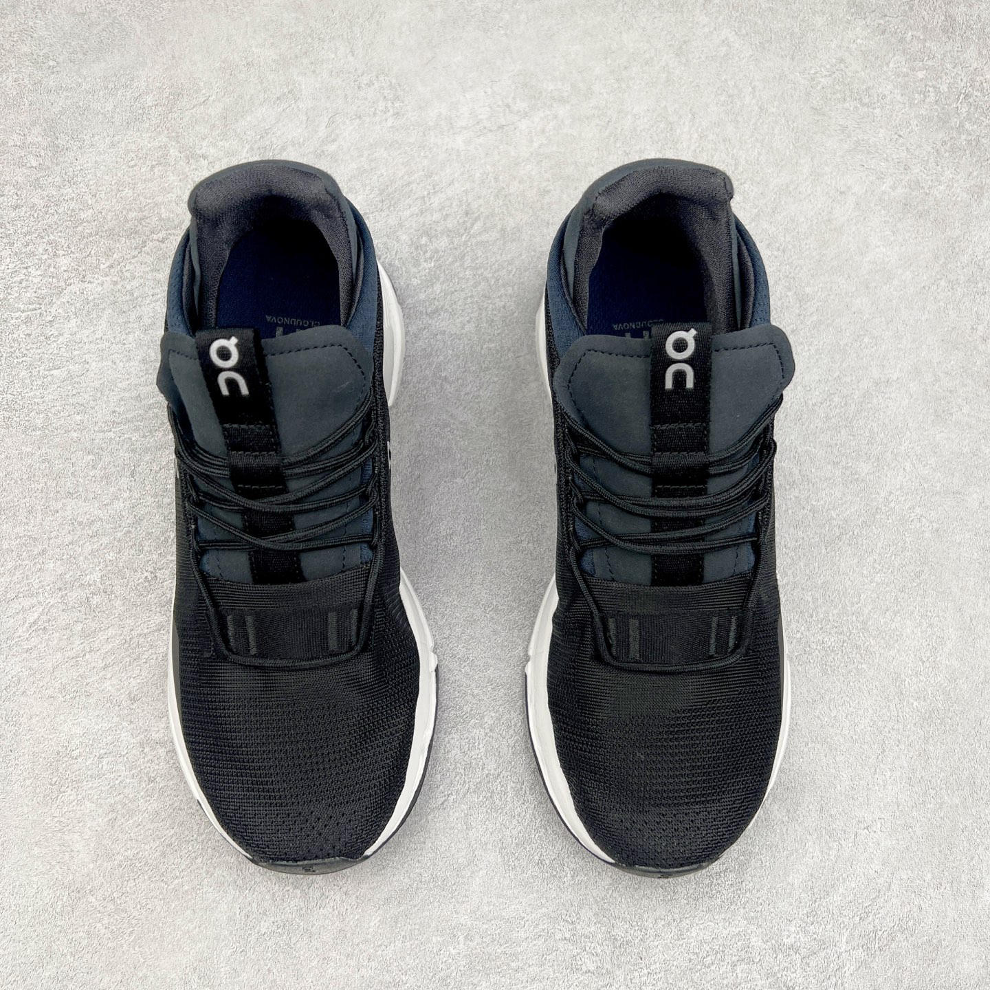 图片[2]-On昂跑 Cloudnova 轻量舒适织物回弹减震透气轻便耐磨防滑低帮休闲跑步鞋 昂跑运动品牌 开创于2010年 缓震着陆、强效回弹、轻柔质感的设计构思始终是ON研制关键 与此同时基于“为全球提供革新性的跑步感受”信念 陆续推出了多款跑鞋及其以专业运动人体跑步工程学为设计关键的功能性跑步服饰设备 让跑者不费力气地畅快畅跑 尺码：36 36.5 37.5 38 38.5 39 40 40.5 41 42 42.5 43 44 44.5 45-选品中心