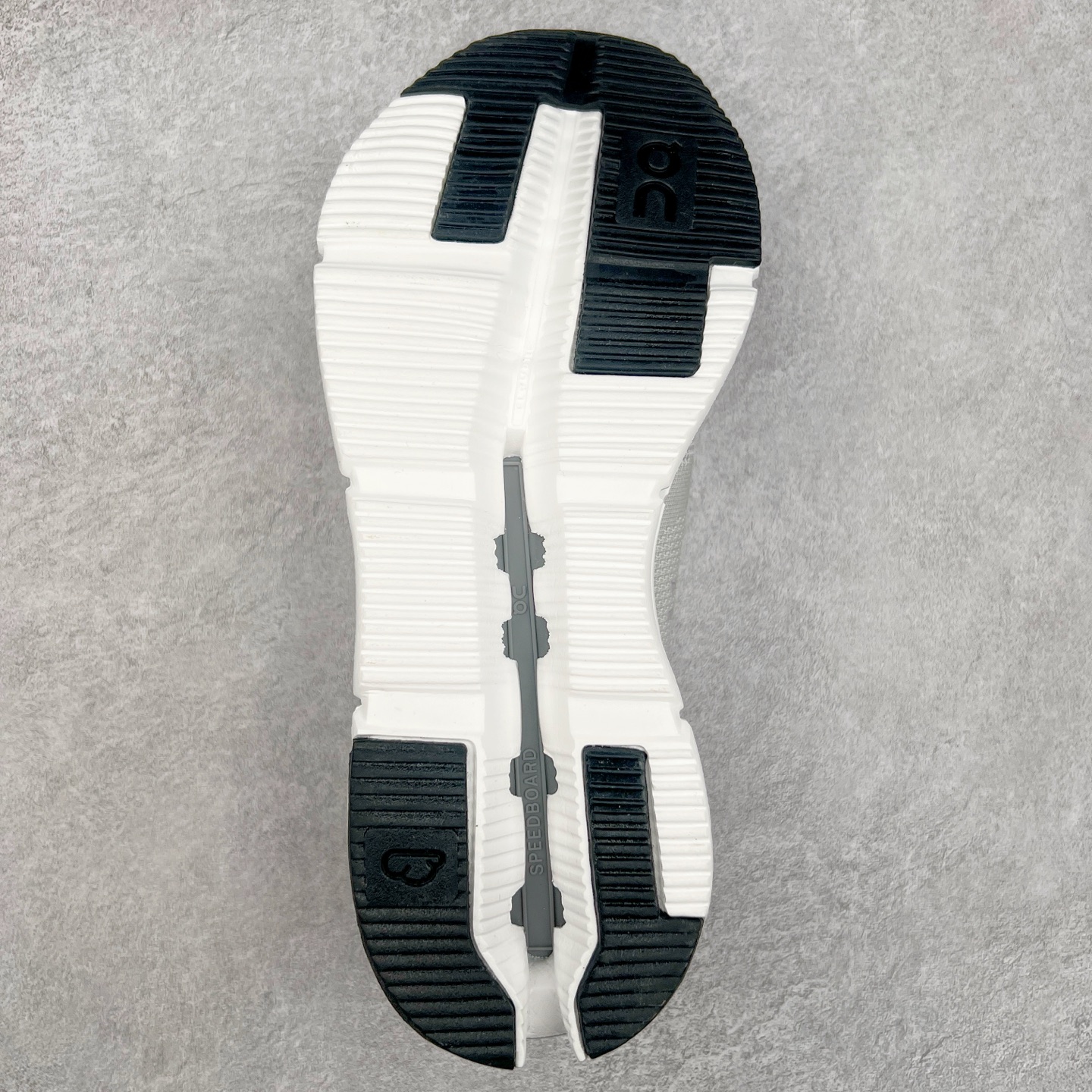 图片[9]-On昂跑 Cloudnova 轻量舒适织物回弹减震透气轻便耐磨防滑低帮休闲跑步鞋 昂跑运动品牌 开创于2010年 缓震着陆、强效回弹、轻柔质感的设计构思始终是ON研制关键 与此同时基于“为全球提供革新性的跑步感受”信念 陆续推出了多款跑鞋及其以专业运动人体跑步工程学为设计关键的功能性跑步服饰设备 让跑者不费力气地畅快畅跑 尺码：36 36.5 37.5 38 38.5 39 40 40.5 41 42 42.5 43 44 44.5 45-选品中心