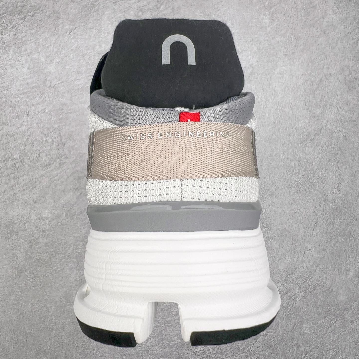 图片[8]-On昂跑 Cloudnova 轻量舒适织物回弹减震透气轻便耐磨防滑低帮休闲跑步鞋 昂跑运动品牌 开创于2010年 缓震着陆、强效回弹、轻柔质感的设计构思始终是ON研制关键 与此同时基于“为全球提供革新性的跑步感受”信念 陆续推出了多款跑鞋及其以专业运动人体跑步工程学为设计关键的功能性跑步服饰设备 让跑者不费力气地畅快畅跑 尺码：36 36.5 37.5 38 38.5 39 40 40.5 41 42 42.5 43 44 44.5 45-选品中心