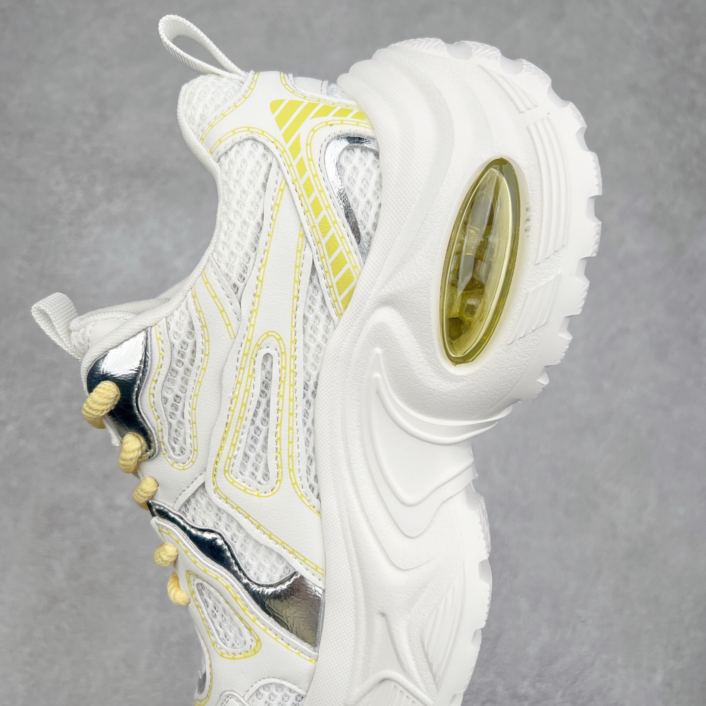 图片[7]-GG-CC Chunky Low休闲运动气垫厚底增高老爹鞋系列 广东大厂出品 完美细节 25ss春季新款厚底增高 大长腿 时髦look轻松定格 不费力展现率性氛围 高档银盒 酷帅机能风不规则设计气垫大底 白黄兰拼色造型设计 轻便舒适百搭 GGCC厚底增高简直就是小个子的快乐!不管怎么搭都好看~ 尺码：35 36 37 38 39 40-选品中心