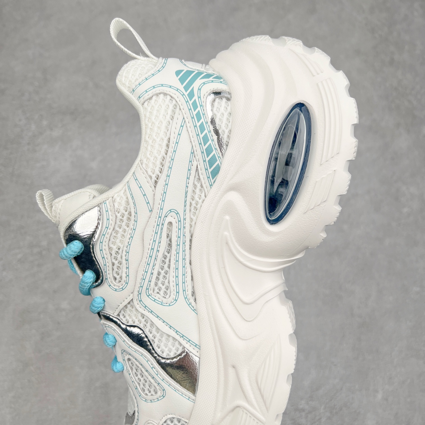 图片[7]-GG-CC Chunky Low休闲运动气垫厚底增高老爹鞋系列 广东大厂出品 完美细节 25ss春季新款厚底增高 大长腿 时髦look轻松定格 不费力展现率性氛围 高档银盒 酷帅机能风不规则设计气垫大底 白黄兰拼色造型设计 轻便舒适百搭 GGCC厚底增高简直就是小个子的快乐!不管怎么搭都好看~ 尺码：35 36 37 38 39 40-选品中心