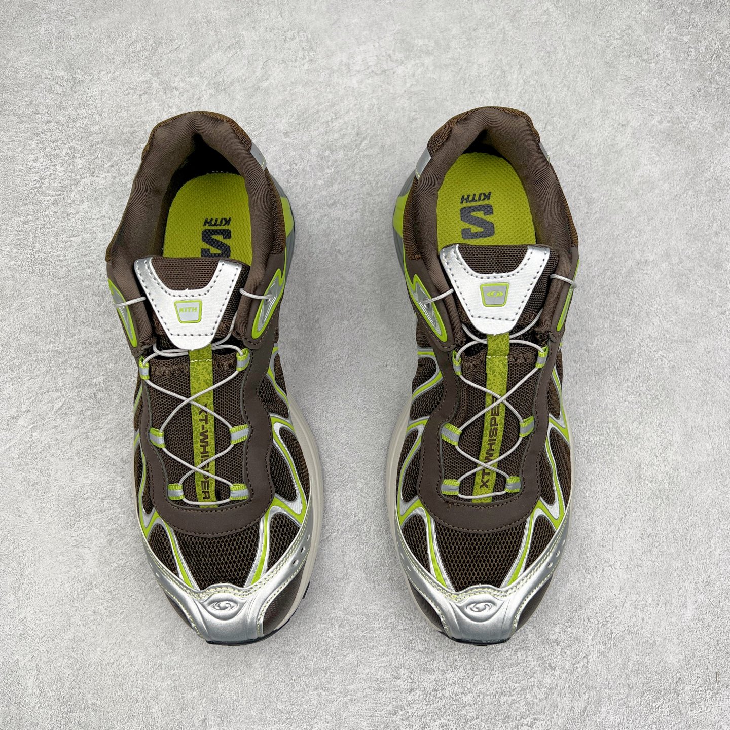 图片[2]-＃GX SALOMON XT-WHISPER 萨洛蒙圆头防滑耐磨低帮休闲越野训练城市通勤跑步鞋 男女同款 浅棕色 纯原外贸平台特供订单 耗时半年巨作 全套原纸板楦头开发 原厂特供网布配套加持 确保原汁原味 完美呈现版型 原档数据独家私模五层组合大底 男女鞋同步官方开发至46.5 原装Ortholite轻量化鞋垫 中底布带钢印编号 原厂TPU锁扣 进口港宝加持 后跟自然饱满 还原公司包裹性 鞋面以“锯齿”状的包裹系统呈现 在基色底之下加入了各种色点缀 将公司的最新技术和时尚前卫的造型融入耐用的长跑款式中 鞋面由 TPU 薄膜制成 并焊接在高耐磨网眼上 使其既时尚又坚固 由 ACS底盘支撑 可增强稳定性和支撑力 以及由橡胶凸耳 Contragrip外底覆盖的 EVA 缓冲中底 旨在应对崎岖的地形 鞋舌上的彩色Salomon 标签、Quicklace 系统以及鞋头、鞋舌和鞋跟上的附加品牌使细节更加完美 让穿着者可以轻松驾驭户外与通勤下的任何运动生活场景 无缝鞋身户外随意纵横 颜值与脚感兼备 出街通勤 绝对非常吸睛 你值得拥有 尺码：36 36.5 37.5 38 38.5 39 40 40.5 41 42 42.5 43 44 44.5 45 46 46.5 注意：偏小1码-选品中心