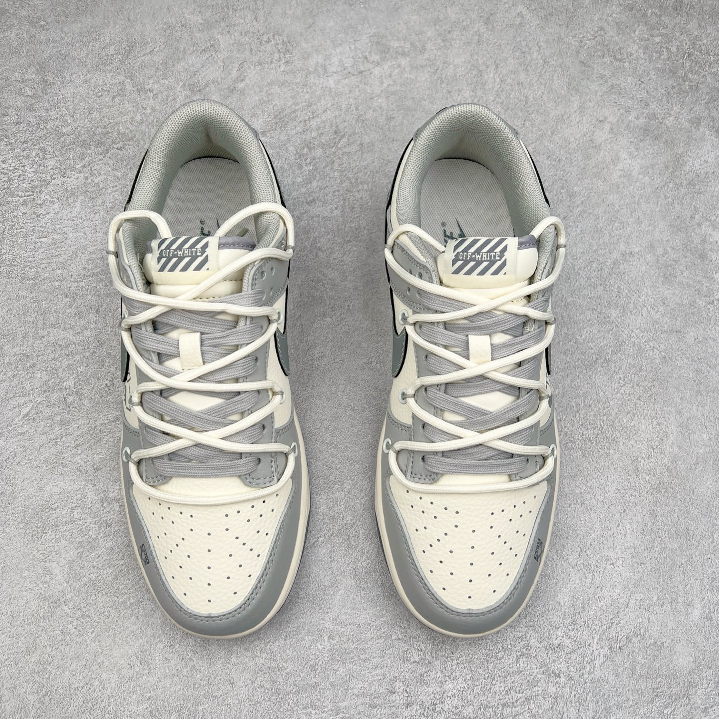 图片[2]-NK Dunk Low 定制配色 DM6868-078 大厂出品 极力推荐 原装头层材料 独家版型蒸餾加工帶來的是更好的视觉和脚感体验大厂纯原品质出货 清洁度 电绣工艺 皮料切割干净无任何毛边 细节完美 实拍调校N版已经零色差零失真 百分百还原实物色彩所见即所得 不存在货不对板色差等低级问题 选购参考实物拍摄 不混卖不参货 只用心做好货严格选品 承诺混一赔十 尺码：36 36.5 37.5 38 38.5 39 40 40.5 41 42 42.5 43 44 44.5 45-选品中心