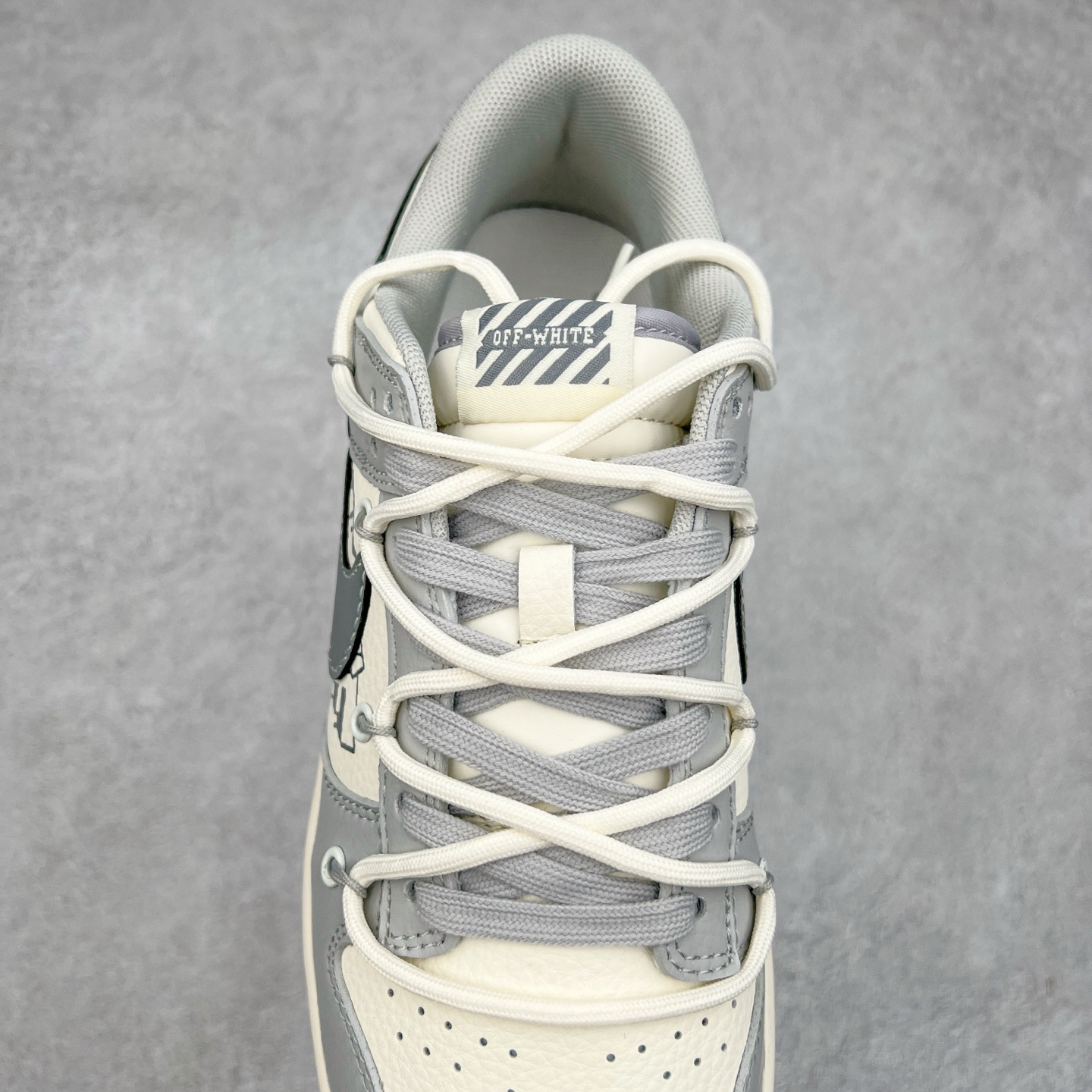 图片[5]-NK Dunk Low 定制配色 DM6868-078 大厂出品 极力推荐 原装头层材料 独家版型蒸餾加工帶來的是更好的视觉和脚感体验大厂纯原品质出货 清洁度 电绣工艺 皮料切割干净无任何毛边 细节完美 实拍调校N版已经零色差零失真 百分百还原实物色彩所见即所得 不存在货不对板色差等低级问题 选购参考实物拍摄 不混卖不参货 只用心做好货严格选品 承诺混一赔十 尺码：36 36.5 37.5 38 38.5 39 40 40.5 41 42 42.5 43 44 44.5 45-选品中心