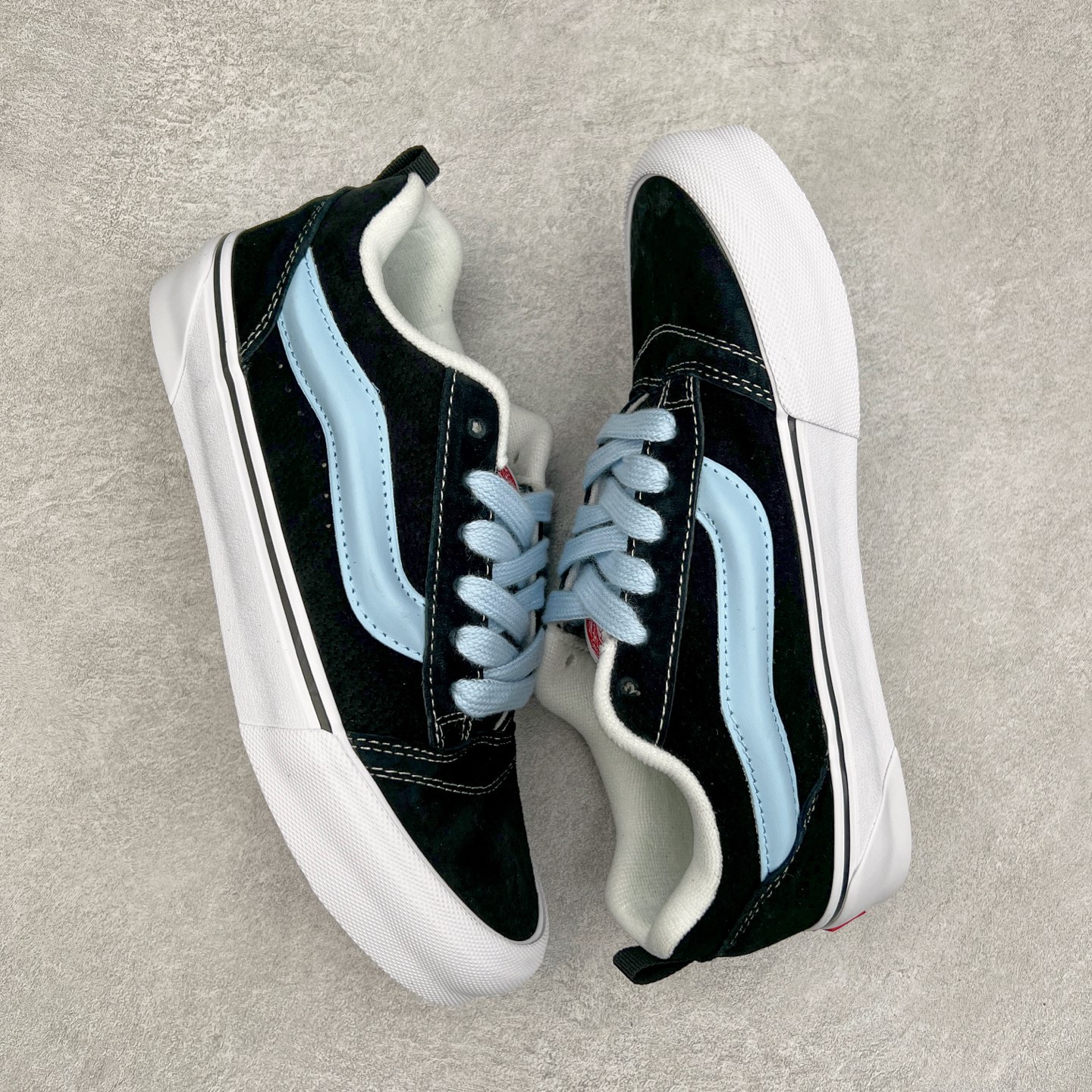 图片[3]-Vans Knu Skool 黑蓝 官方新款 复古休闲胖胖面包鞋 肥胖版大LOGO原版全皮猪八面料 尺码：35 36 36.5 37 38 38.5 39 40 40.5 41 42 42.5 43 44 工艺：硫化1：1（重量1：1、真标、原钢印、材质标、鞋型标、合格证）-选品中心