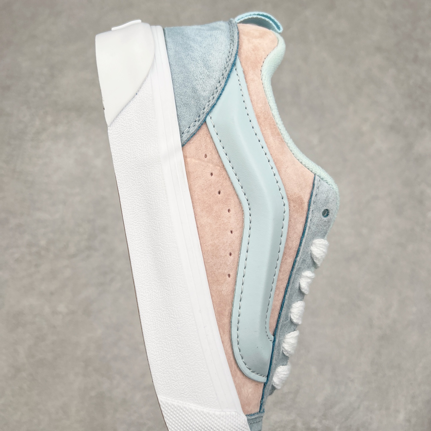 图片[6]-Vans Knu Skool 粉蓝 官方新款 复古休闲胖胖面包鞋 肥胖版大LOGO原版全皮猪八面料 尺码：35 36 36.5 37 38 38.5 39 40 40.5 41 42 42.5 43 44 工艺：硫化1：1（重量1：1、真标、原钢印、材质标、鞋型标、合格证）-选品中心