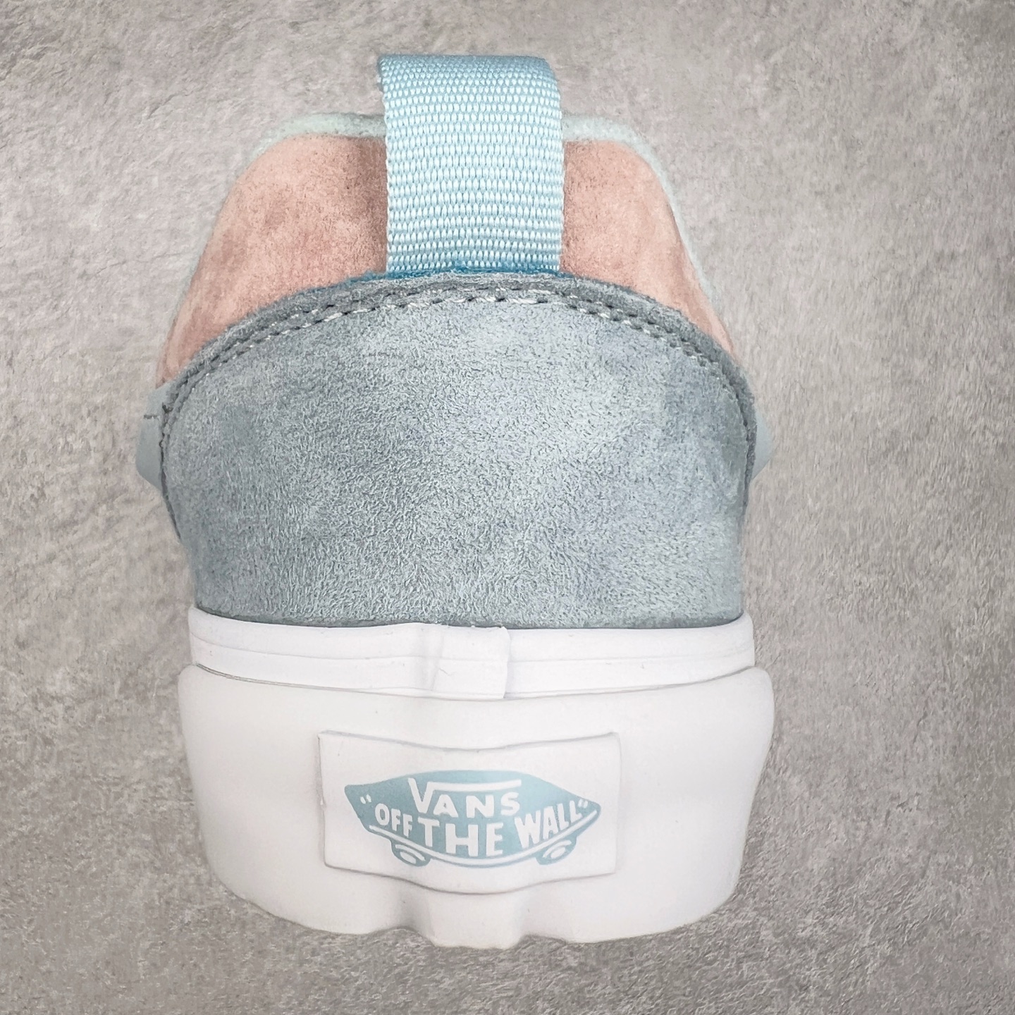 图片[8]-Vans Knu Skool 粉蓝 官方新款 复古休闲胖胖面包鞋 肥胖版大LOGO原版全皮猪八面料 尺码：35 36 36.5 37 38 38.5 39 40 40.5 41 42 42.5 43 44 工艺：硫化1：1（重量1：1、真标、原钢印、材质标、鞋型标、合格证）-选品中心