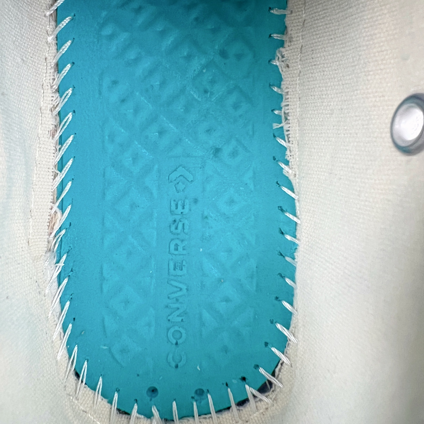 图片[9]-Converse Chuck 1970s SEASONAL 日月星辰 经典的1970s鞋型，米白色鞋面搭配日月星辰图案刺绣，粉紫配色符合夏日清爽搭配，将简约与潮流完美融合。 货号：A15750C 低帮 货号：A15749C 高帮 尺码：35-44（36.5 37.5 39.5 41.5 42.5）-选品中心