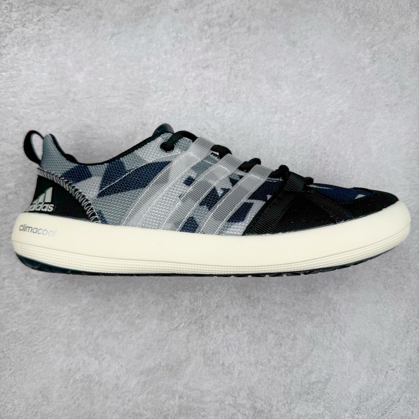 图片[2]-AD Terrex CC Boat 运动溯溪鞋户外涉水鞋 在夏日保持舒爽 采用舒适网材鞋面 MD大底 旨在伴你在湿滑表面也能轻松迈步 全新打孔设计 脚感舒适 力求让你在水边自在行走 尺码：36 36.5 37.5 38 38.5 39 40 40.5 41 42 42.5 43 44 44.5 45-选品中心