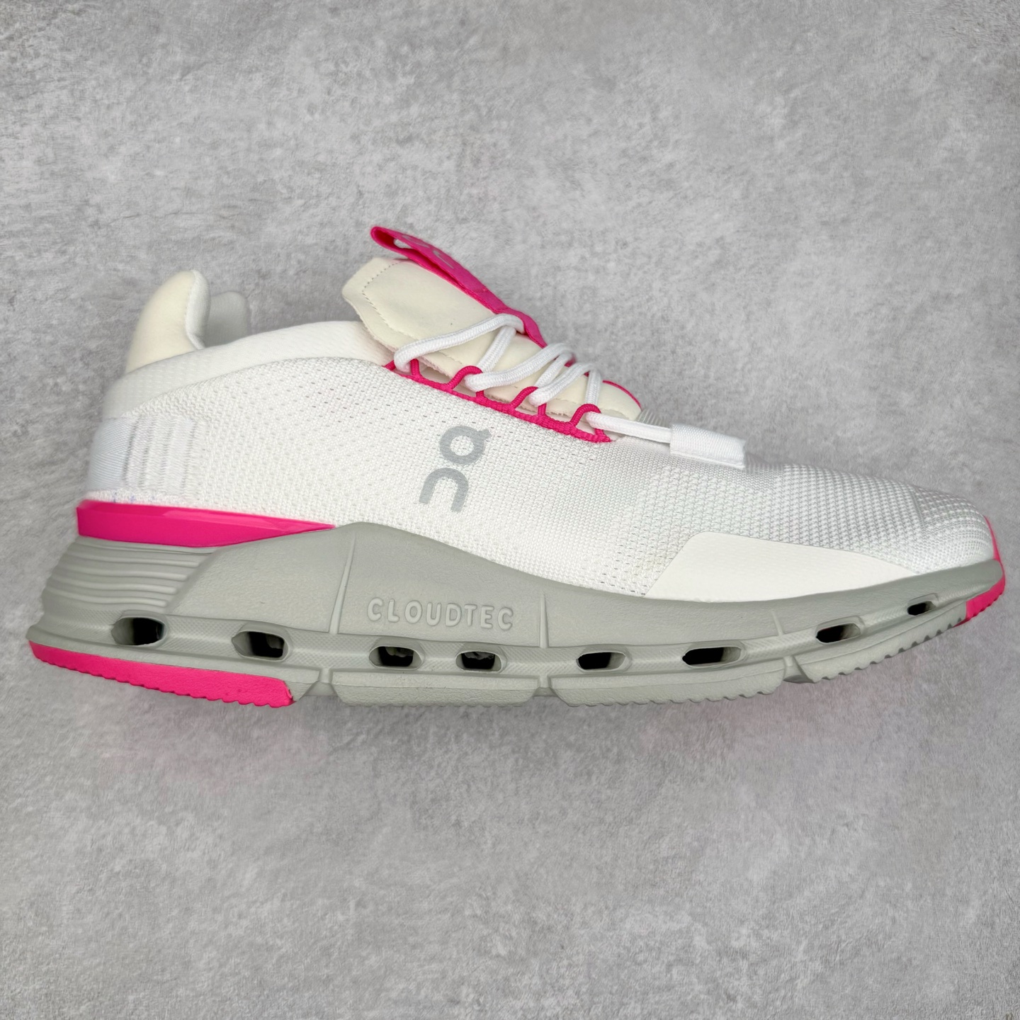 图片[6]-On昂跑 Cloudnova 轻量舒适织物回弹减震透气轻便耐磨防滑低帮休闲跑步鞋 昂跑运动品牌 开创于2010年 缓震着陆、强效回弹、轻柔质感的设计构思始终是ON研制关键 与此同时基于“为全球提供革新性的跑步感受”信念 陆续推出了多款跑鞋及其以专业运动人体跑步工程学为设计关键的功能性跑步服饰设备 让跑者不费力气地畅快畅跑 尺码：36 36.5 37.5 38 38.5 39 40 40.5 41 42 42.5 43 44 44.5 45-选品中心