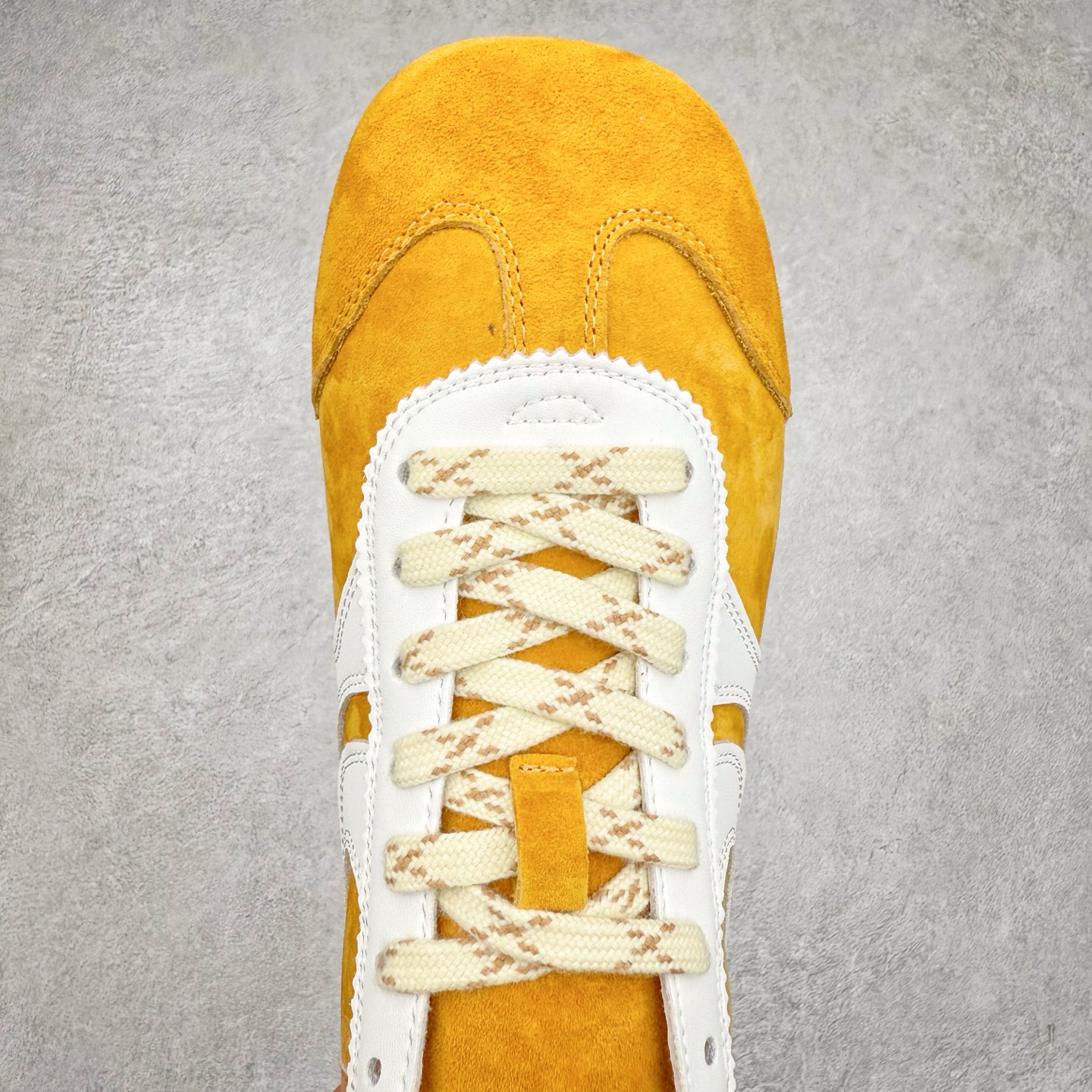 图片[4]-GG-CC阿甘德训鞋2.0系列复古风芭蕾舞鞋GGCC薄底百搭休闲运动鞋系列 广东大厂品质 25ss春季新款 全手工拉帮工艺成型 反绒牛皮革拼接头层皮饰片鞋面材质 鞋身原装高密度防刮尼龙面料,极好柔软效果 双春日踏青舒适度和少女感 德训鞋界的白月光🌙 长时间走路和站立都不累脚 不管怎么搭配都好看 尺码：35 36 37 38 39 40-选品中心