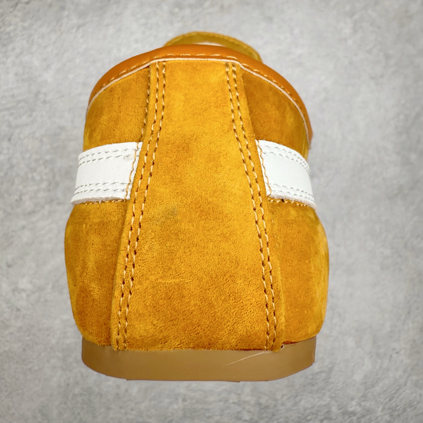 图片[8]-GG-CC阿甘德训鞋2.0系列复古风芭蕾舞鞋GGCC薄底百搭休闲运动鞋系列 广东大厂品质 25ss春季新款 全手工拉帮工艺成型 反绒牛皮革拼接头层皮饰片鞋面材质 鞋身原装高密度防刮尼龙面料,极好柔软效果 双春日踏青舒适度和少女感 德训鞋界的白月光🌙 长时间走路和站立都不累脚 不管怎么搭配都好看 尺码：35 36 37 38 39 40-选品中心