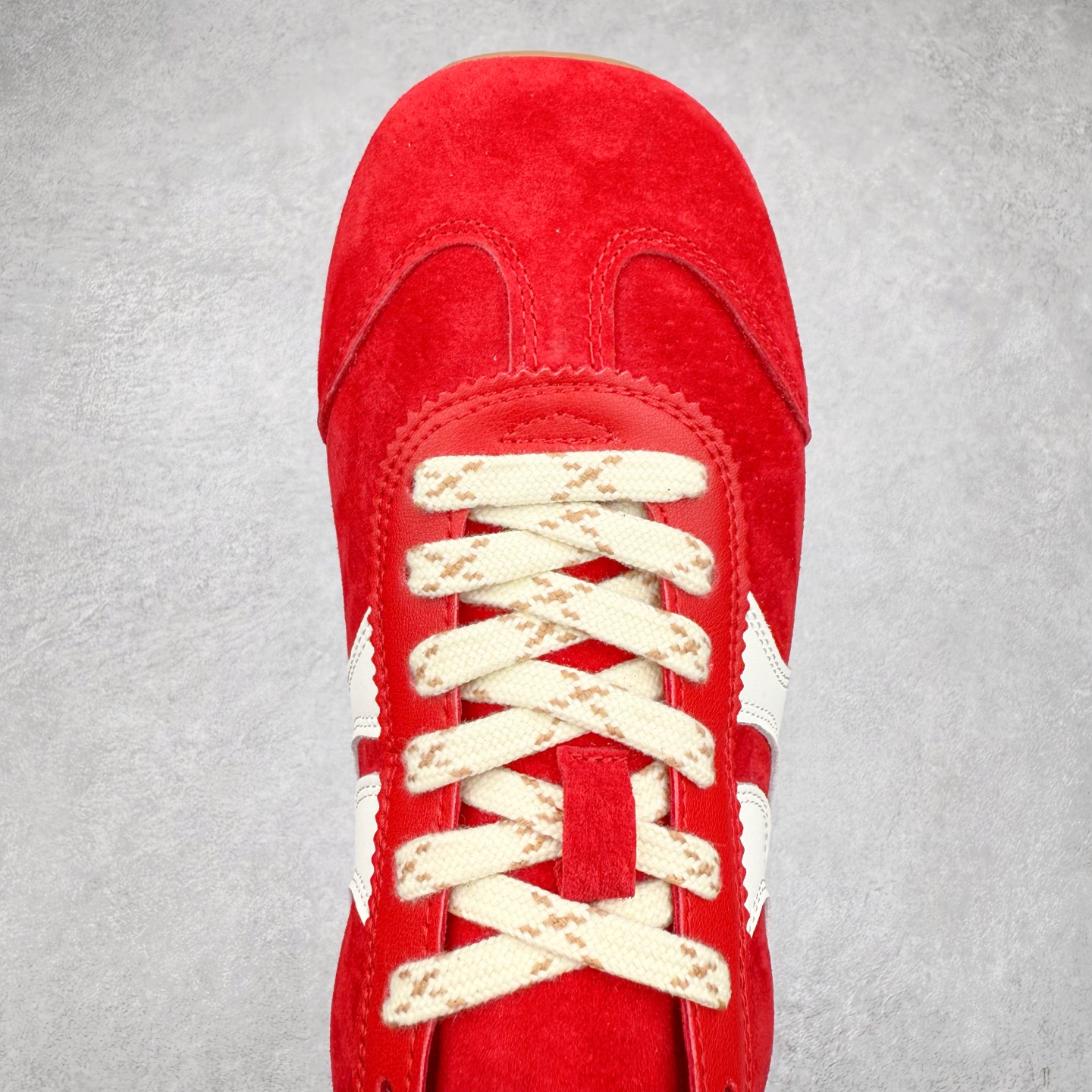 图片[4]-GG-CC阿甘德训鞋2.0系列复古风芭蕾舞鞋GGCC薄底百搭休闲运动鞋系列 广东大厂品质 25ss春季新款 全手工拉帮工艺成型 反绒牛皮革拼接头层皮饰片鞋面材质 鞋身原装高密度防刮尼龙面料,极好柔软效果 双春日踏青舒适度和少女感 德训鞋界的白月光🌙 长时间走路和站立都不累脚 不管怎么搭配都好看 尺码：35 36 37 38 39 40-选品中心