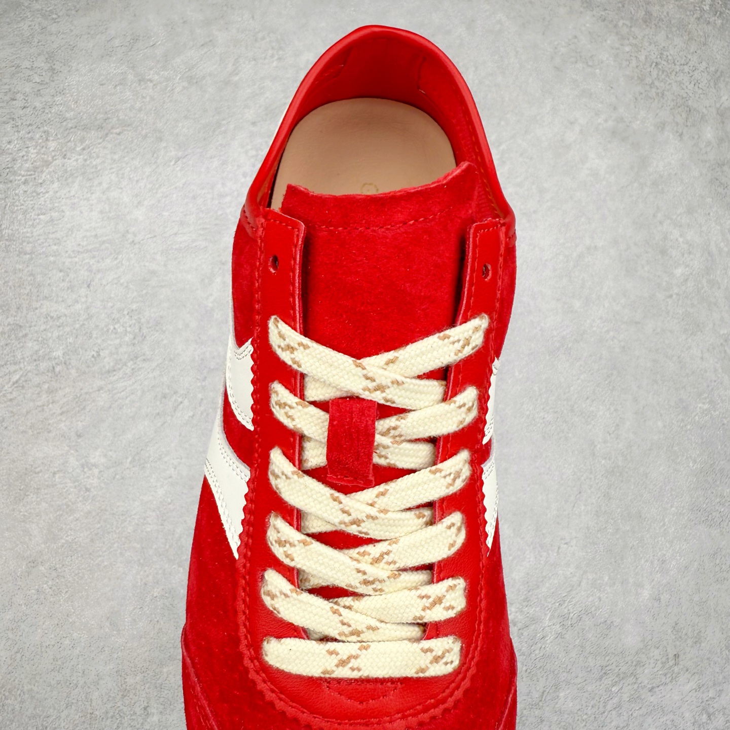 图片[5]-GG-CC阿甘德训鞋2.0系列复古风芭蕾舞鞋GGCC薄底百搭休闲运动鞋系列 广东大厂品质 25ss春季新款 全手工拉帮工艺成型 反绒牛皮革拼接头层皮饰片鞋面材质 鞋身原装高密度防刮尼龙面料,极好柔软效果 双春日踏青舒适度和少女感 德训鞋界的白月光🌙 长时间走路和站立都不累脚 不管怎么搭配都好看 尺码：35 36 37 38 39 40-选品中心