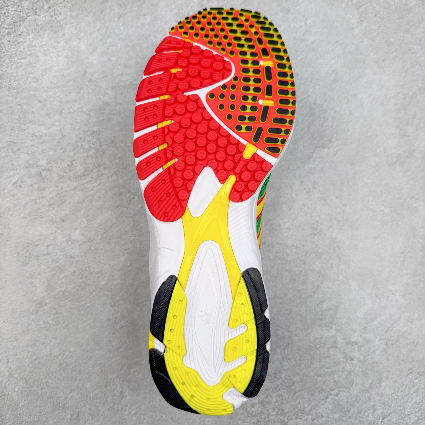 图片[9]-BAD BUNNY x AD Originals ADIZERO SL 72 联名柔软舒适防滑耐磨低帮生活休闲鞋 JI0494此番 Bad Bunny 和 adidas 以 Adizero SL 72 为蓝本，推出 3 款不同配色，设计灵感汲取自复古跑鞋 SL 72 ，将经典元素与现代风尚相融合，打造出别具一格的鞋履。鞋面采用多层次叠加设计，很有层次感，吸引人。选用华夫格网、绒面革、皮革和灯芯绒等优质材料。鞋身上的 “ Para Bad Bunny ”中足标识与双阿迪达斯标志，彰显了双方的合作身份。搭载 Adizero 泡棉中底，确保卓越的舒适性与性能表现。尺码：36 36.5 37.5 38 38.5 39 40 40.5 41 42 42.5 43 44 44.5 45-选品中心