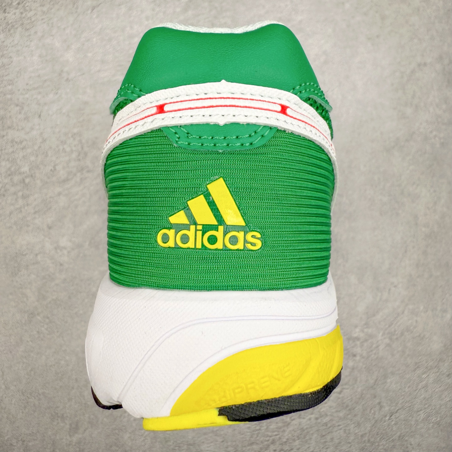 图片[8]-BAD BUNNY x AD Originals ADIZERO SL 72 联名柔软舒适防滑耐磨低帮生活休闲鞋 JI0494此番 Bad Bunny 和 adidas 以 Adizero SL 72 为蓝本，推出 3 款不同配色，设计灵感汲取自复古跑鞋 SL 72 ，将经典元素与现代风尚相融合，打造出别具一格的鞋履。鞋面采用多层次叠加设计，很有层次感，吸引人。选用华夫格网、绒面革、皮革和灯芯绒等优质材料。鞋身上的 “ Para Bad Bunny ”中足标识与双阿迪达斯标志，彰显了双方的合作身份。搭载 Adizero 泡棉中底，确保卓越的舒适性与性能表现。尺码：36 36.5 37.5 38 38.5 39 40 40.5 41 42 42.5 43 44 44.5 45-选品中心