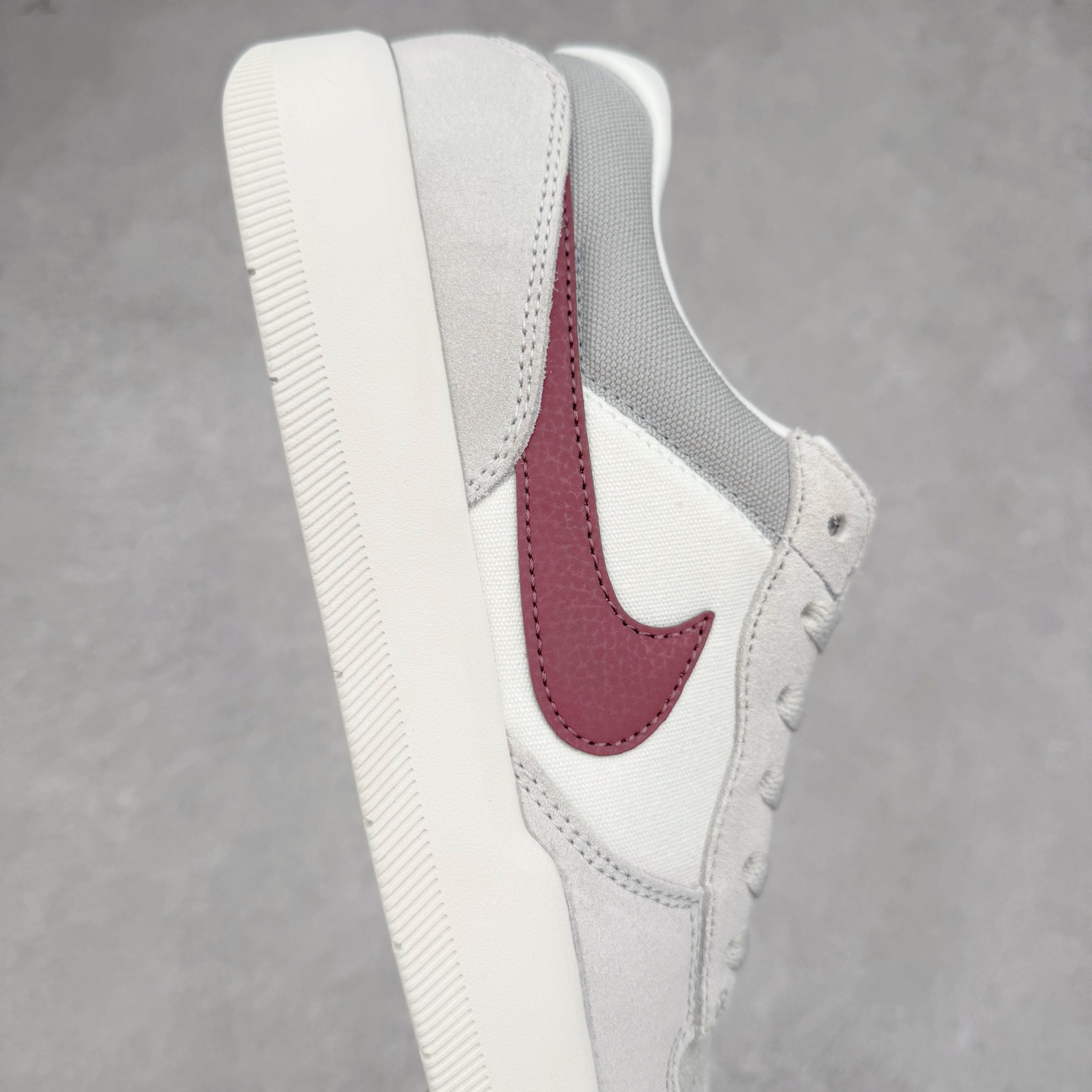 图片[6]-NK SB Force 58 空军58系列低帮休闲运动滑板板鞋 FQ7637-001 鞋面由帆布和麂皮拼接 层次感丰富 搭配硫化外底 耐磨耐穿 鞋舌及中底后跟处饰有SB Logo 表明鞋款身份 采用包边设计 经久耐穿 硫化结构则有效提升灵活性 穿上这款全新推出的创意力作 助你耀动街头 尺码：36 36.5 37.5 38 38.5 39 40 40.5 41 42 42.5 43 44 45-选品中心