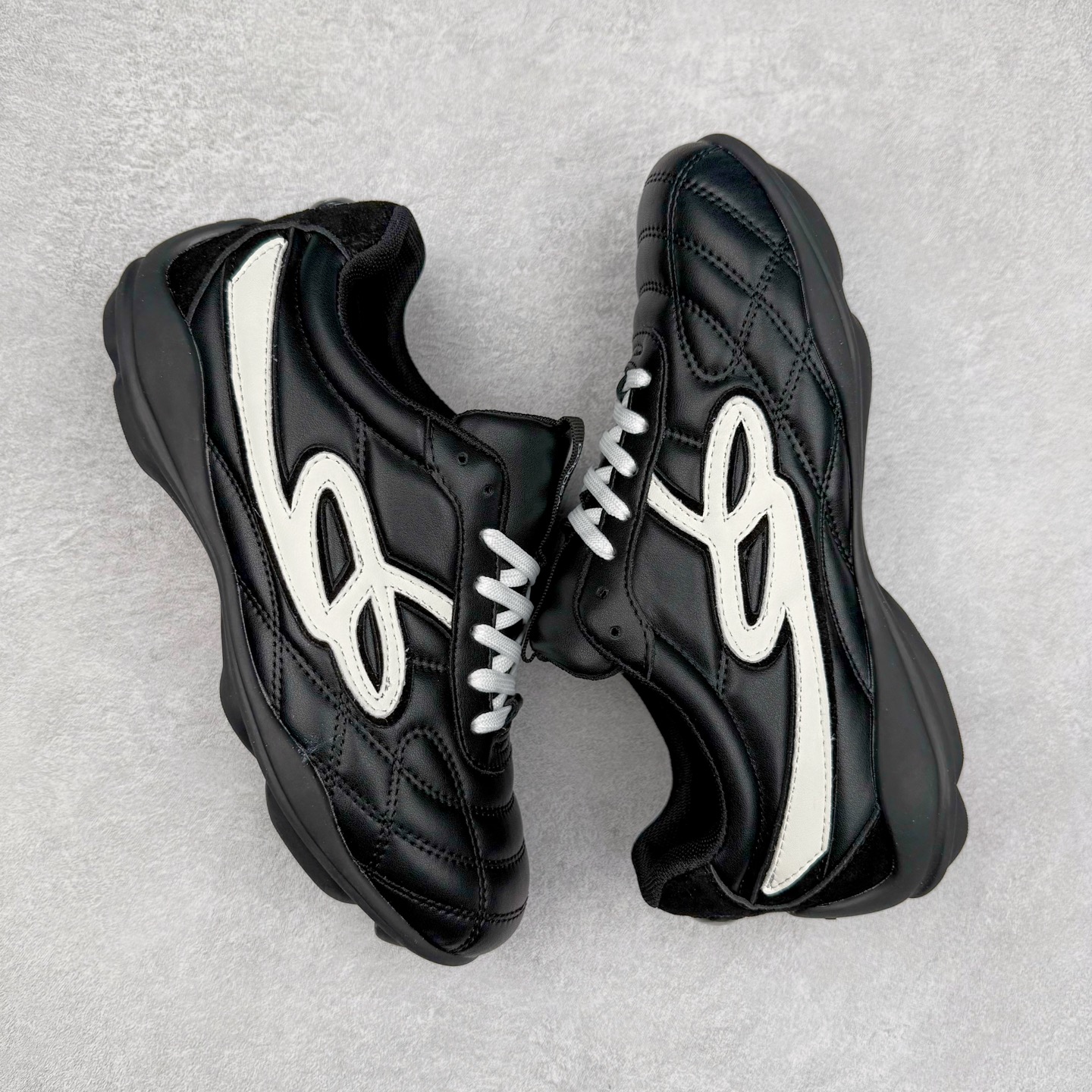 图片[3]-GOOD BAI 白敬亭同款 复古时尚流浪鞋 广东大厂货 2025春夏新品 网纹格 赛车鞋设计搭配做旧效果 是又酷又浪漫 千禧复古感 脚感特别 轻盈舒适~ 内增高设计 穿着更好搭配 尺码：35 36 37 38 39 40-选品中心