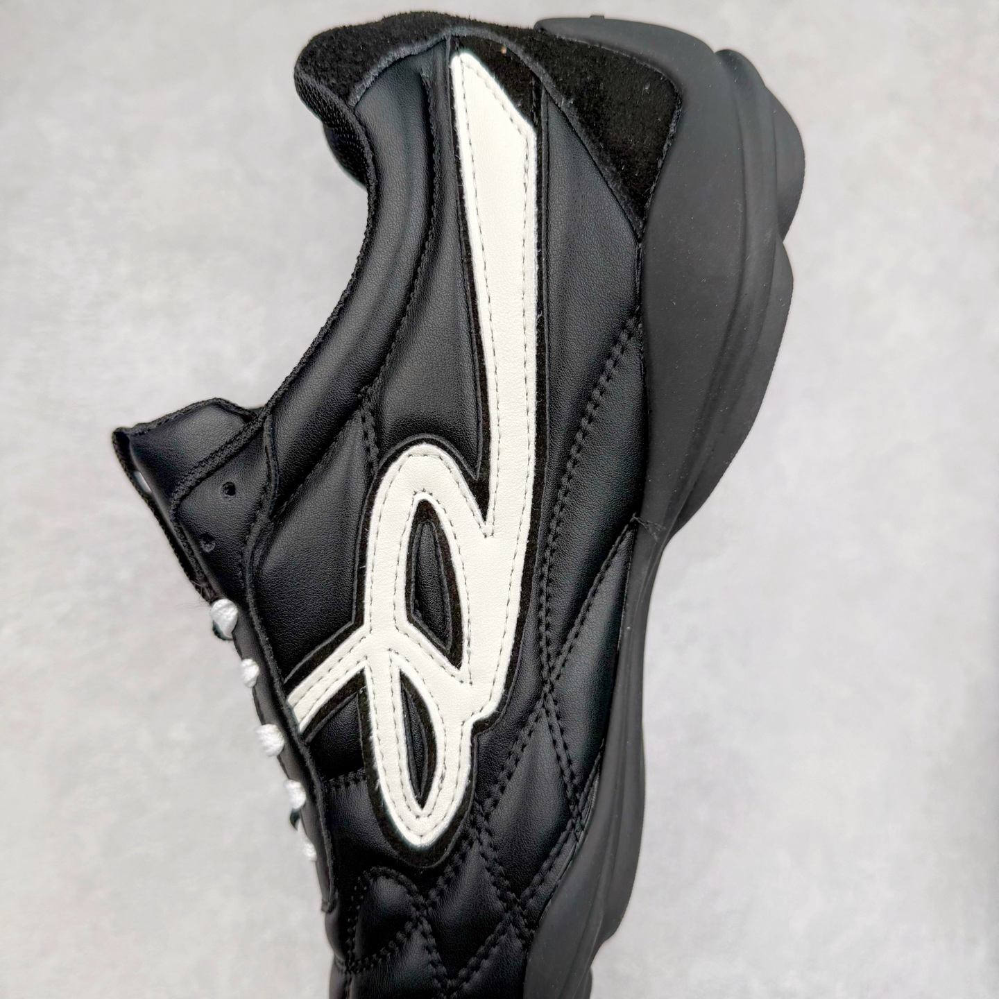 图片[7]-GOOD BAI 白敬亭同款 复古时尚流浪鞋 广东大厂货 2025春夏新品 网纹格 赛车鞋设计搭配做旧效果 是又酷又浪漫 千禧复古感 脚感特别 轻盈舒适~ 内增高设计 穿着更好搭配 尺码：35 36 37 38 39 40-选品中心