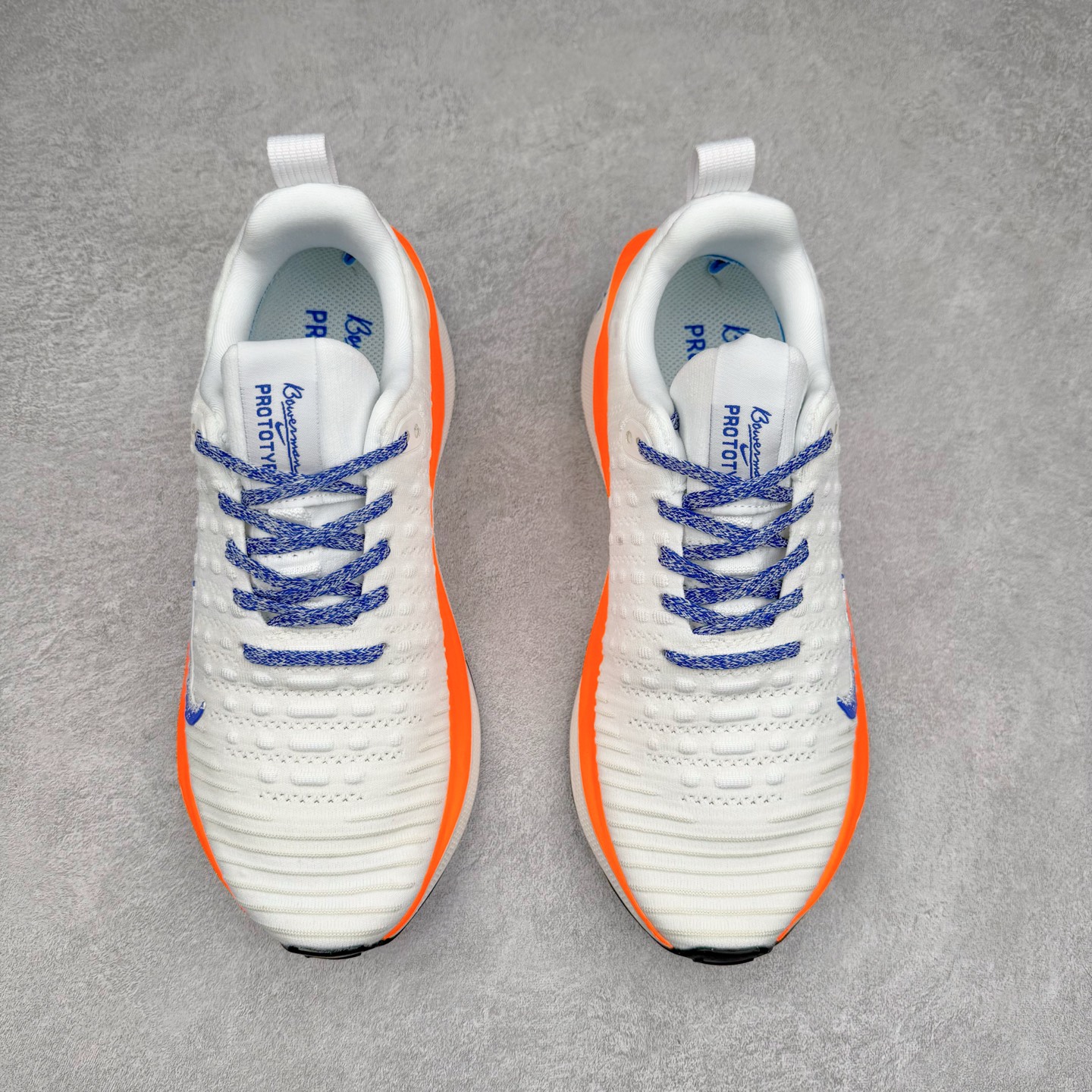 图片[2]-＃福利特价 NK ZoomX Invincible Run Flyknit FK4 不可战胜4代系列轻量飞织低帮休闲运动慢跑鞋 此鞋专为短跑运动员而生 是为 5 至 10 公里距离的赛事和训练打造 整体设计采用流线型的轻质工程网眼材质构成鞋面 并与其他 Running 旗舰鞋款同样搭载全脚掌 ZoomX 缓冲中底 搭配 Pebax 物料与橡胶外底 ZoomX StreakFly 首发配色以Prototype呈现 其灵感是来自开发期间的磨损测试 透过编号的标记与内侧的预期跑步距离突出研发过程 尺码：36 36.5 37.5 38 38.5 39 40 40.5 41 42 42.5 43 44 44.5 45-选品中心