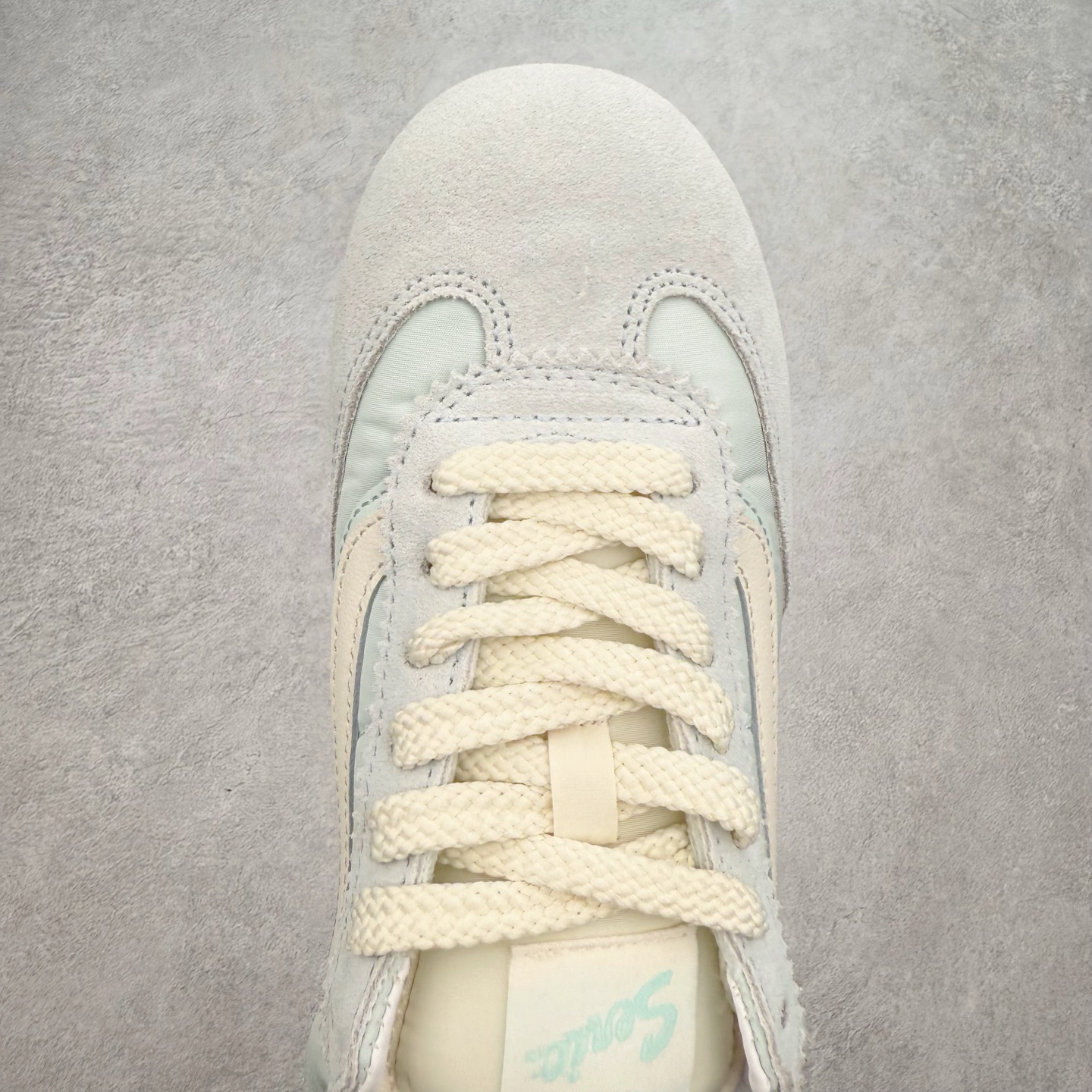 图片[4]-Vans Super Low Pro 浅蓝 官方新款 复古薄底德训鞋系列 以经典Vans Serio为灵感，氛围感樱花粉，与春日街头适配度拉满，一脚踩进浅浅春色。华夫大底搭上 EVA 泡棉科技，脚感舒适怎么Live都生动，轻盈出门！ 货号：VN000D83O3N 尺码：35 36 36.5 37 38 38.5 39 40-选品中心