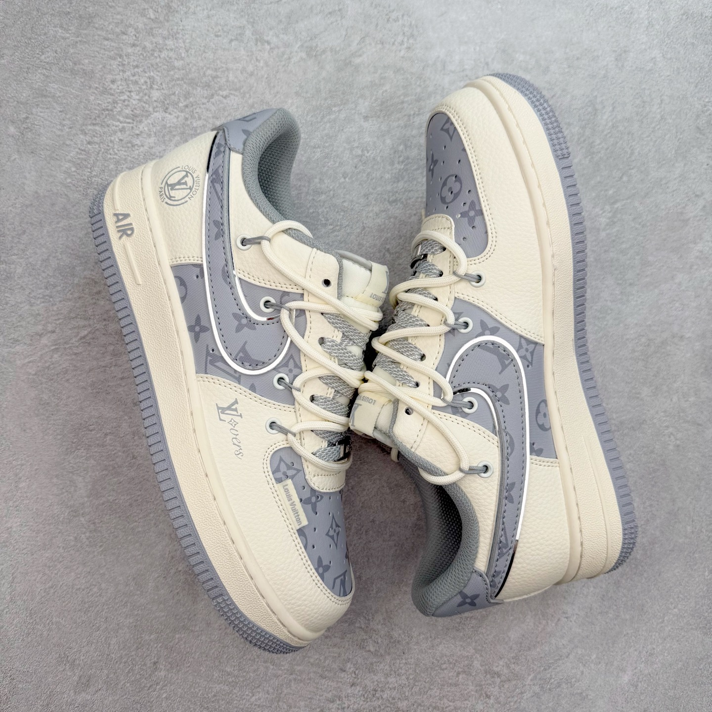 图片[3]-NK Air Force 1´07 Low 空军一号低帮百搭休闲运动板鞋 DM6868-062 柔软、弹性十足的缓震性能和出色的中底设计 横跨复古与现代的外型结合 造就出风靡全球 三十多年的Force 1 直到今天还深受青睐 实拍调校N版已经零色差零失真 百分百还原实物色彩所见即所得 不存在货不对板色差等低级问题 选购参考实物拍摄 不混卖不参货 只用心做好货严格选品 承诺混一赔十 尺码：36 36.5 37.5 38 38.5 39 40 40.5 41 42 42.5 43 44 44.5 45-选品中心