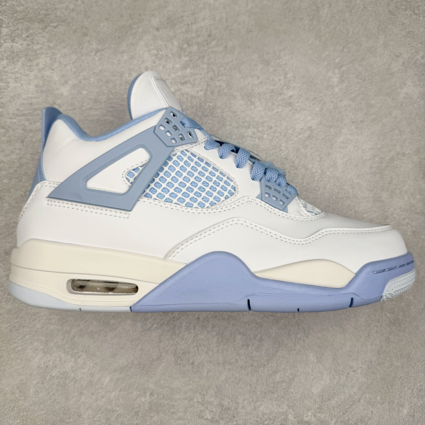 #C版 Air Jordan AJ4 母亲节 白冰蓝 HV0823-100 口碑大厂出品 原纸板楦头开发 性价比版本 定价合理 定制优质皮料 完美鞋型匹配公司货 正确TPU鞋舌锁扣 最新原厂底模 大底卡色咬花完美 鞋柜必备鞋款 终端现货供应 男女鞋尺码:36 36.5 37.5 38 38.5 39 40 40.5 41 42 42.5 43 44 44.5 45 46 47.5-选品中心