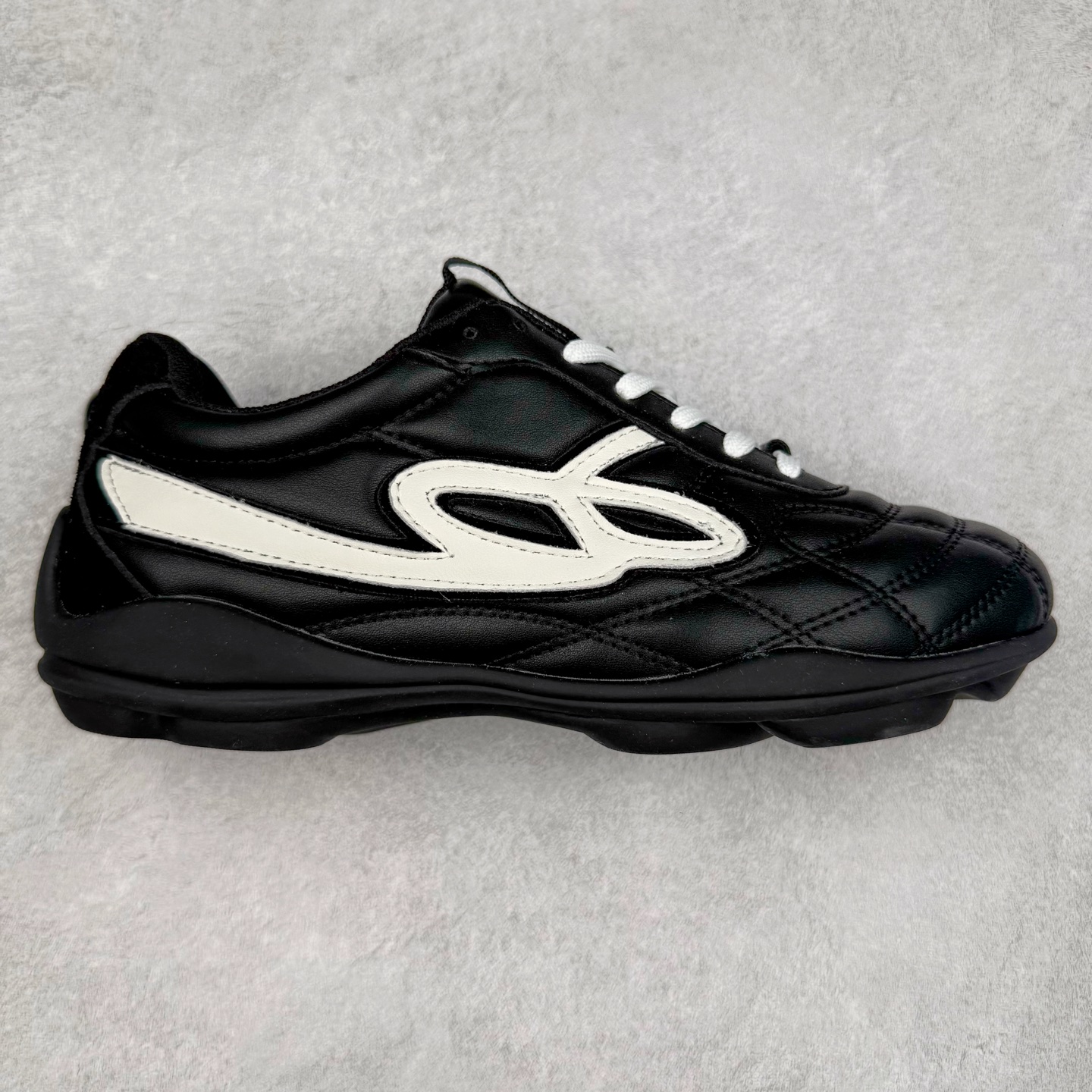 GOOD BAI 白敬亭同款 复古时尚流浪鞋 广东大厂货 2025春夏新品 网纹格 赛车鞋设计搭配做旧效果 是又酷又浪漫 千禧复古感 脚感特别 轻盈舒适~ 内增高设计 穿着更好搭配 尺码:35 36 37 38 39 40-选品中心