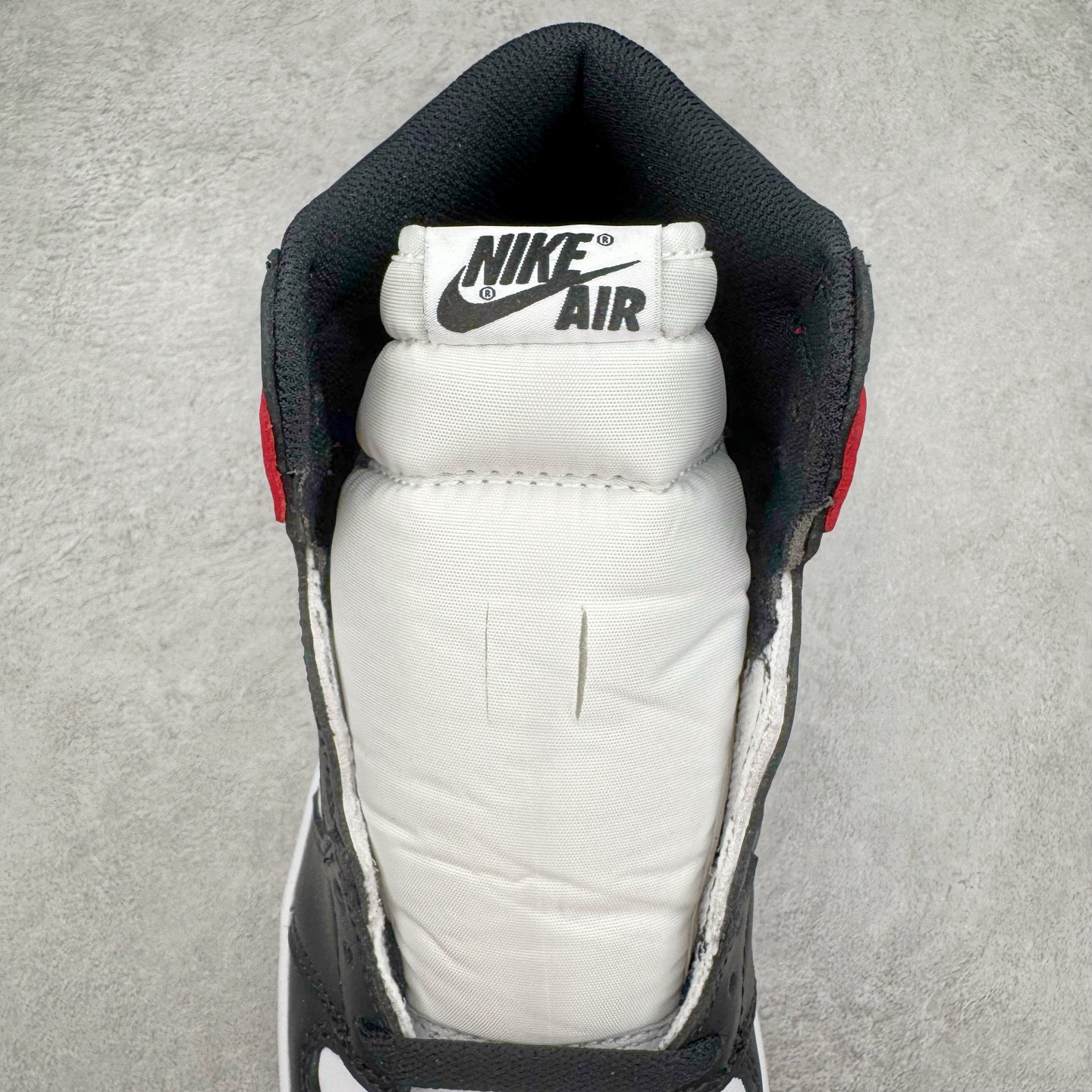 Air Jordan 1 Retro High Black Toe - Classic Style & Premium Comfort 6 i1745215989230 3566 0 3
