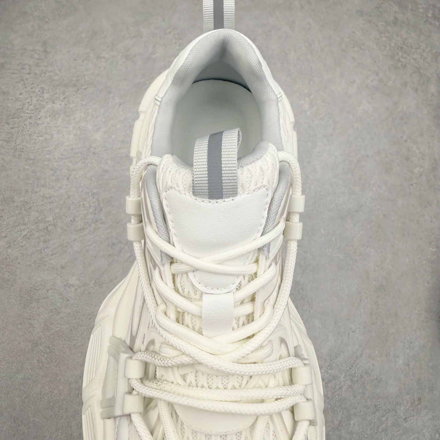 图片[5]-GG-CC Chunky Low 休闲时尚运动老爹鞋系列 广东大厂出品 完美细节 25ss春季新款 大长腿 时髦look轻松定格 不费力展现率性氛围 酷帅机能风不规则设计大底 GGcc灰色网布拼色造型设计 轻便舒适百搭 不管怎么搭都敲好看~ 尺码：35 36 37 38 39 40-选品中心