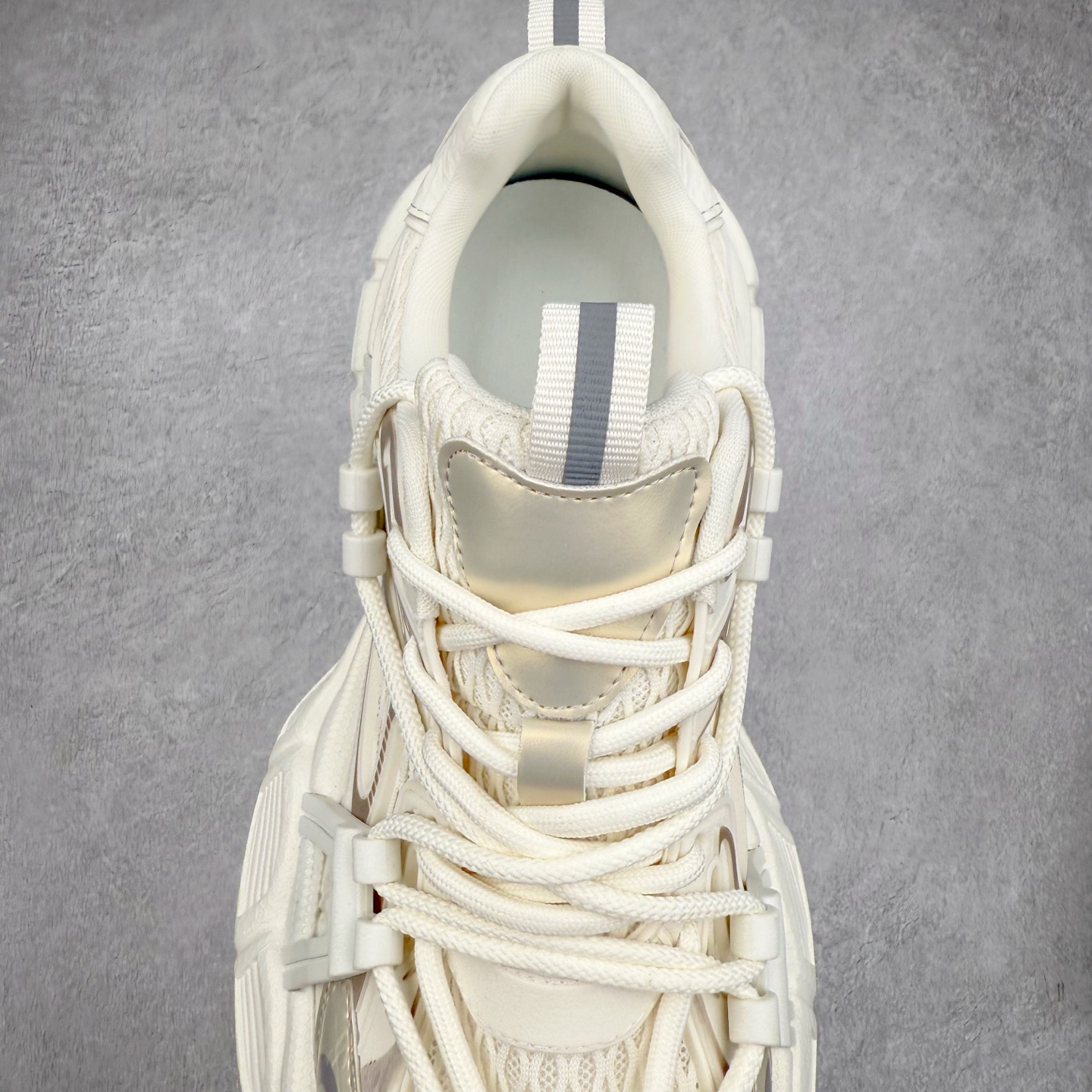 图片[5]-GG-CC Chunky Low 休闲时尚运动老爹鞋系列 广东大厂出品 完美细节 25ss春季新款 大长腿 时髦look轻松定格 不费力展现率性氛围 酷帅机能风不规则设计大底 GGcc灰色网布拼色造型设计 轻便舒适百搭 不管怎么搭都敲好看~ 尺码：35 36 37 38 39 40-选品中心