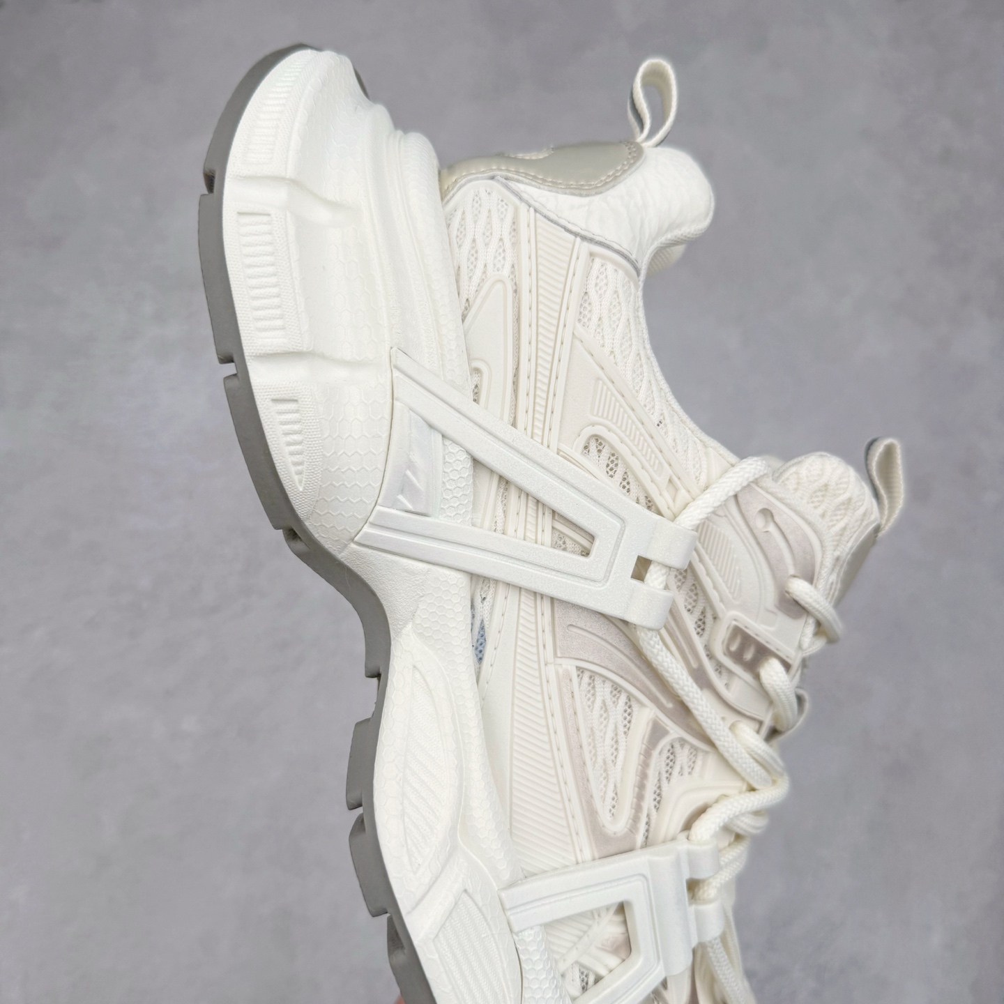 图片[6]-GG-CC Chunky Low 休闲时尚运动老爹鞋系列 广东大厂出品 完美细节 25ss春季新款 大长腿 时髦look轻松定格 不费力展现率性氛围 酷帅机能风不规则设计大底 GGcc灰色网布拼色造型设计 轻便舒适百搭 不管怎么搭都敲好看~ 尺码：35 36 37 38 39 40-选品中心