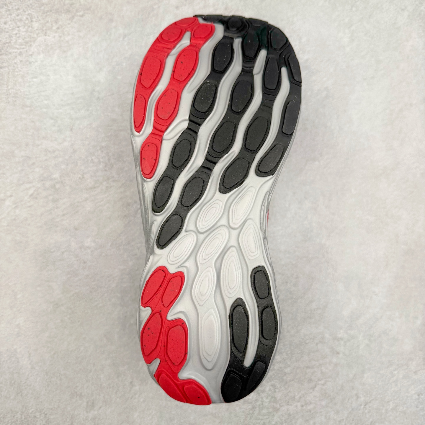 图片[9]-GANNI x New Balance NB Fresh Foam Trainer 联名舒适百搭防滑耐磨低帮跑步鞋 男女同款 黑红白 尺码：36 37 37.5 38 38.5 39.5 40 40.5 41.5 42 42.5 43 44 44.5 45-选品中心