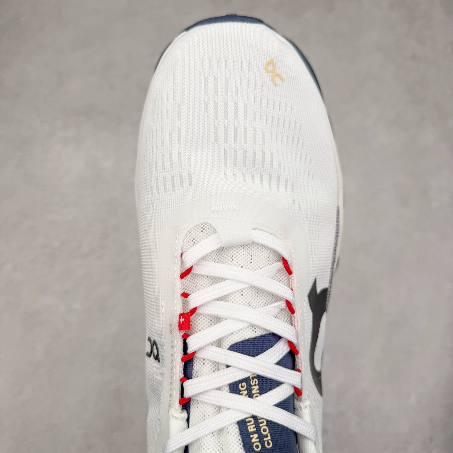 图片[4]-On Cloudmonster 2 昂跑减震生活休闲鞋 此运动品牌 开创于2010年 缓震着陆、强效回弹、轻柔质感的设计构思始终是ON研制关键 与此同时基于“为全球提供革新性的跑步感受”信念 陆续推出了多款跑鞋及其以专业运动人体跑步工程学为设计关键的功能性跑步服饰设备 让跑者不费力气地畅快畅跑 尺码：36 36.5 37.5 38 38.5 39 40 40.5 41 42 42.5 43 44 44.5 45-选品中心