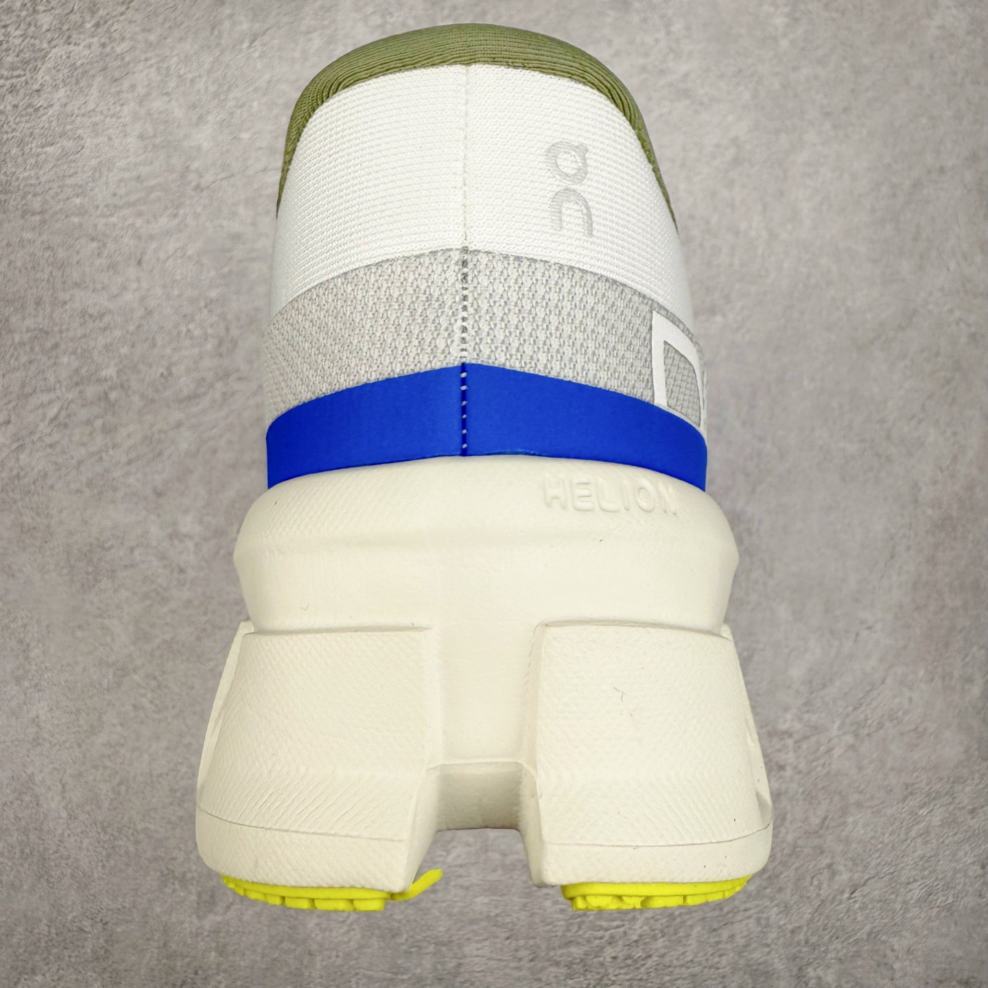 图片[8]-On Cloudmonster 2 昂跑减震生活休闲鞋 此运动品牌 开创于2010年 缓震着陆、强效回弹、轻柔质感的设计构思始终是ON研制关键 与此同时基于“为全球提供革新性的跑步感受”信念 陆续推出了多款跑鞋及其以专业运动人体跑步工程学为设计关键的功能性跑步服饰设备 让跑者不费力气地畅快畅跑 尺码：36 36.5 37.5 38 38.5 39 40 40.5 41 42 42.5 43 44 44.5 45-选品中心