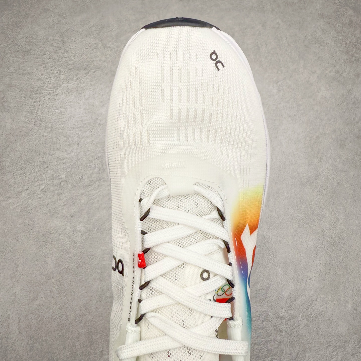 图片[4]-On Cloudmonster 2 昂跑减震生活休闲鞋 此运动品牌 开创于2010年 缓震着陆、强效回弹、轻柔质感的设计构思始终是ON研制关键 与此同时基于“为全球提供革新性的跑步感受”信念 陆续推出了多款跑鞋及其以专业运动人体跑步工程学为设计关键的功能性跑步服饰设备 让跑者不费力气地畅快畅跑 尺码：36 36.5 37.5 38 38.5 39 40 40.5 41 42 42.5 43 44 44.5 45-选品中心