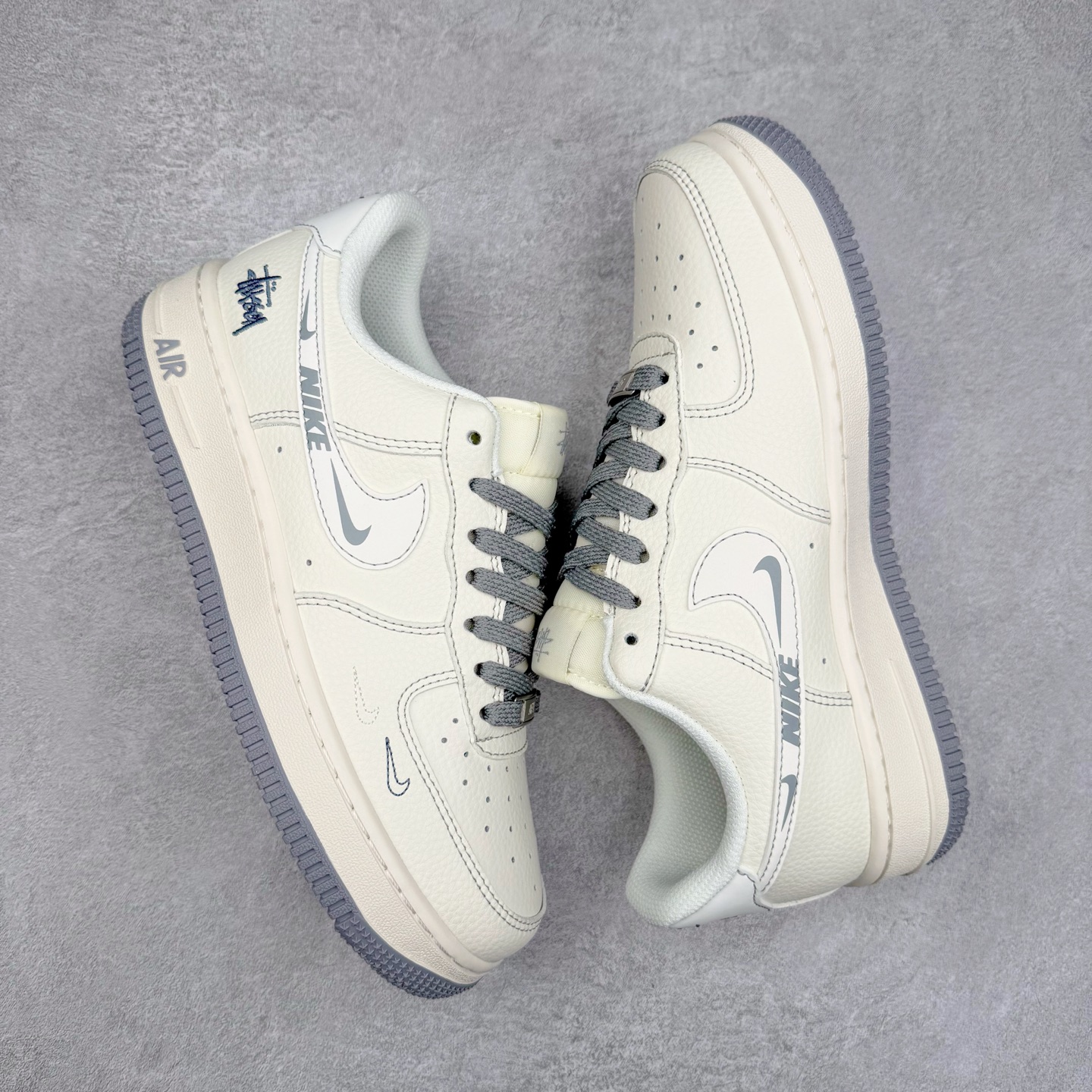 图片[3]-NK Air Force 1´07 Low 空军一号低帮百搭休闲运动板鞋 HH7518-064 柔软、弹性十足的缓震性能和出色的中底设计 横跨复古与现代的外型结合 造就出风靡全球 三十多年的Force 1 直到今天还深受青睐 实拍调校N版已经零色差零失真 百分百还原实物色彩所见即所得 不存在货不对板色差等低级问题 选购参考实物拍摄 不混卖不参货 只用心做好货严格选品 承诺混一赔十 尺码：36 36.5 37.5 38 38.5 39 40 40.5 41 42 42.5 43 44 44.5 45-选品中心