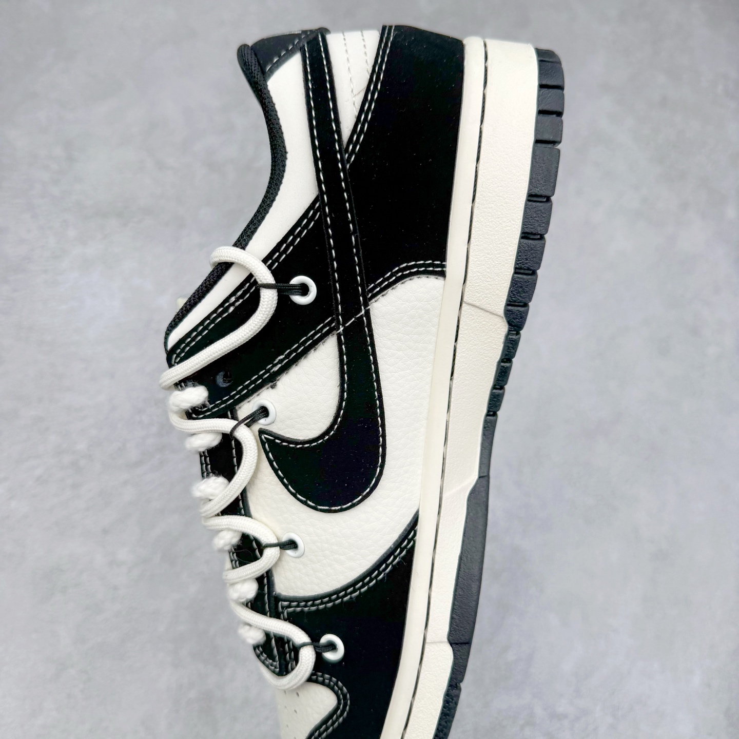 图片[7]-NK Dunk Low 定制配色 YX5066-280 大厂出品 极力推荐 原装头层材料 独家版型蒸餾加工帶來的是更好的视觉和脚感体验大厂纯原品质出货 清洁度 电绣工艺 皮料切割干净无任何毛边 细节完美 实拍调校N版已经零色差零失真 百分百还原实物色彩所见即所得 不存在货不对板色差等低级问题 选购参考实物拍摄 不混卖不参货 只用心做好货严格选品 承诺混一赔十 尺码：36 36.5 37.5 38 38.5 39 40 40.5 41 42 42.5 43 44 44.5 45-选品中心