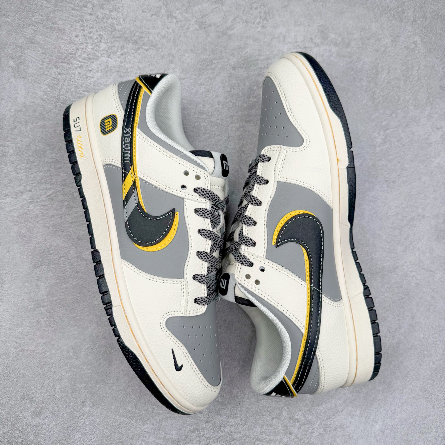 图片[3]-NK Dunk Low 定制配色 XX3168-166 大厂出品 极力推荐 原装头层材料 独家版型蒸餾加工帶來的是更好的视觉和脚感体验大厂纯原品质出货 清洁度 电绣工艺 皮料切割干净无任何毛边 细节完美 实拍调校N版已经零色差零失真 百分百还原实物色彩所见即所得 不存在货不对板色差等低级问题 选购参考实物拍摄 不混卖不参货 只用心做好货严格选品 承诺混一赔十 尺码：36 36.5 37.5 38 38.5 39 40 40.5 41 42 42.5 43 44 44.5 45-选品中心