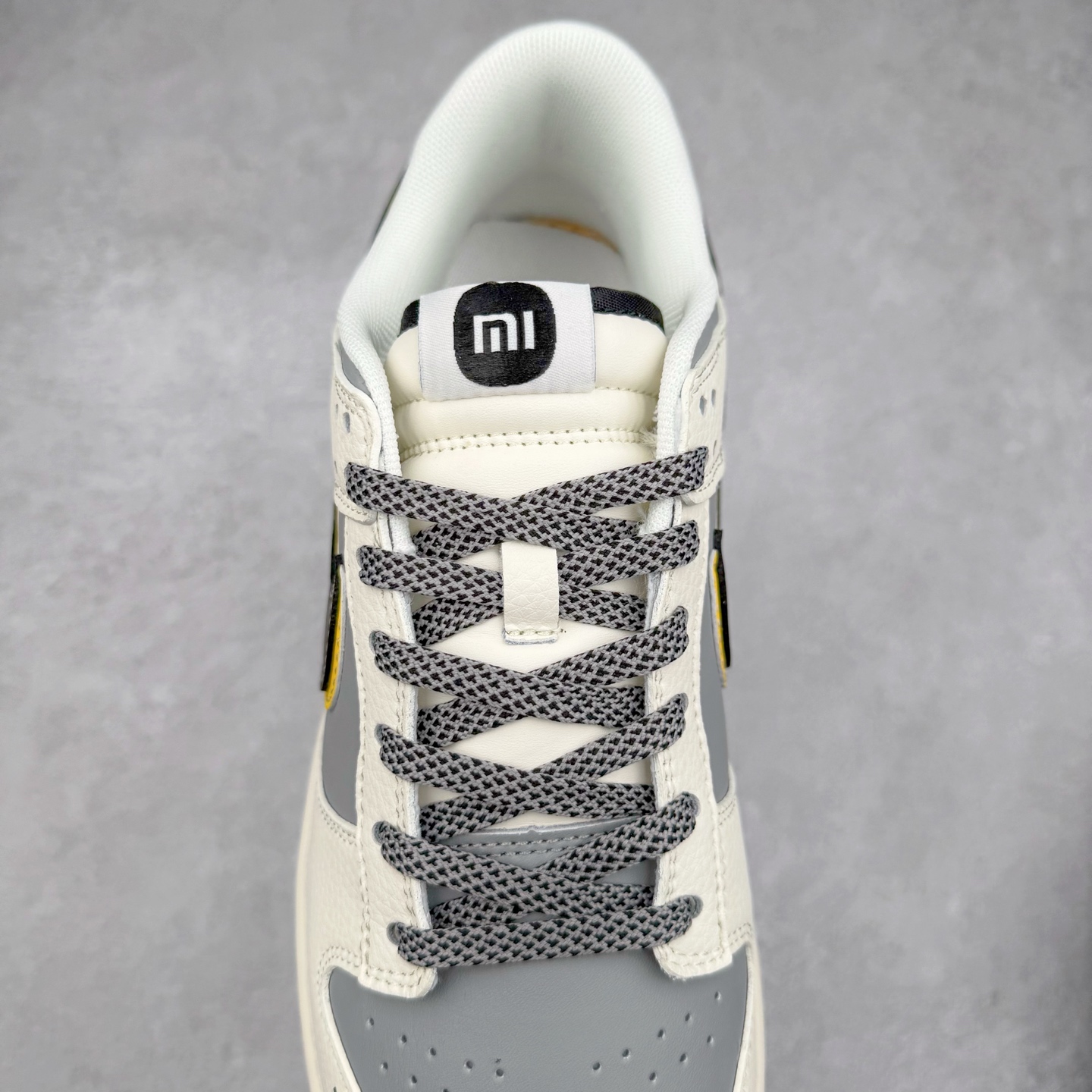 图片[5]-NK Dunk Low 定制配色 XX3168-166 大厂出品 极力推荐 原装头层材料 独家版型蒸餾加工帶來的是更好的视觉和脚感体验大厂纯原品质出货 清洁度 电绣工艺 皮料切割干净无任何毛边 细节完美 实拍调校N版已经零色差零失真 百分百还原实物色彩所见即所得 不存在货不对板色差等低级问题 选购参考实物拍摄 不混卖不参货 只用心做好货严格选品 承诺混一赔十 尺码：36 36.5 37.5 38 38.5 39 40 40.5 41 42 42.5 43 44 44.5 45-选品中心