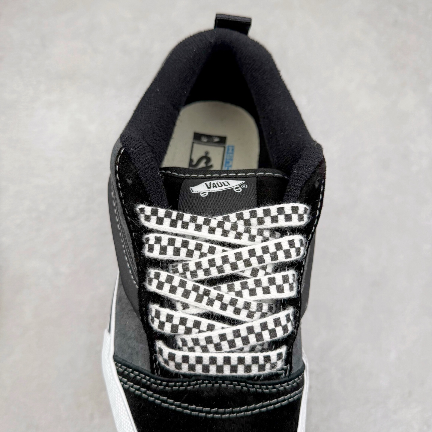 图片[5]-Vans Knu Skool VLT 黑白 官方新款 复古休闲胖胖面包鞋 肥胖版大LOGO原版全皮猪八面料 货号：VN0007QDQJM 尺码：35 36 36.5 37 38 38.5 39 40 40.5 41 42 42.5 43 44 工艺：硫化1：1（重量1：1、真标、原钢印、材质标、鞋型标、合格证）-选品中心