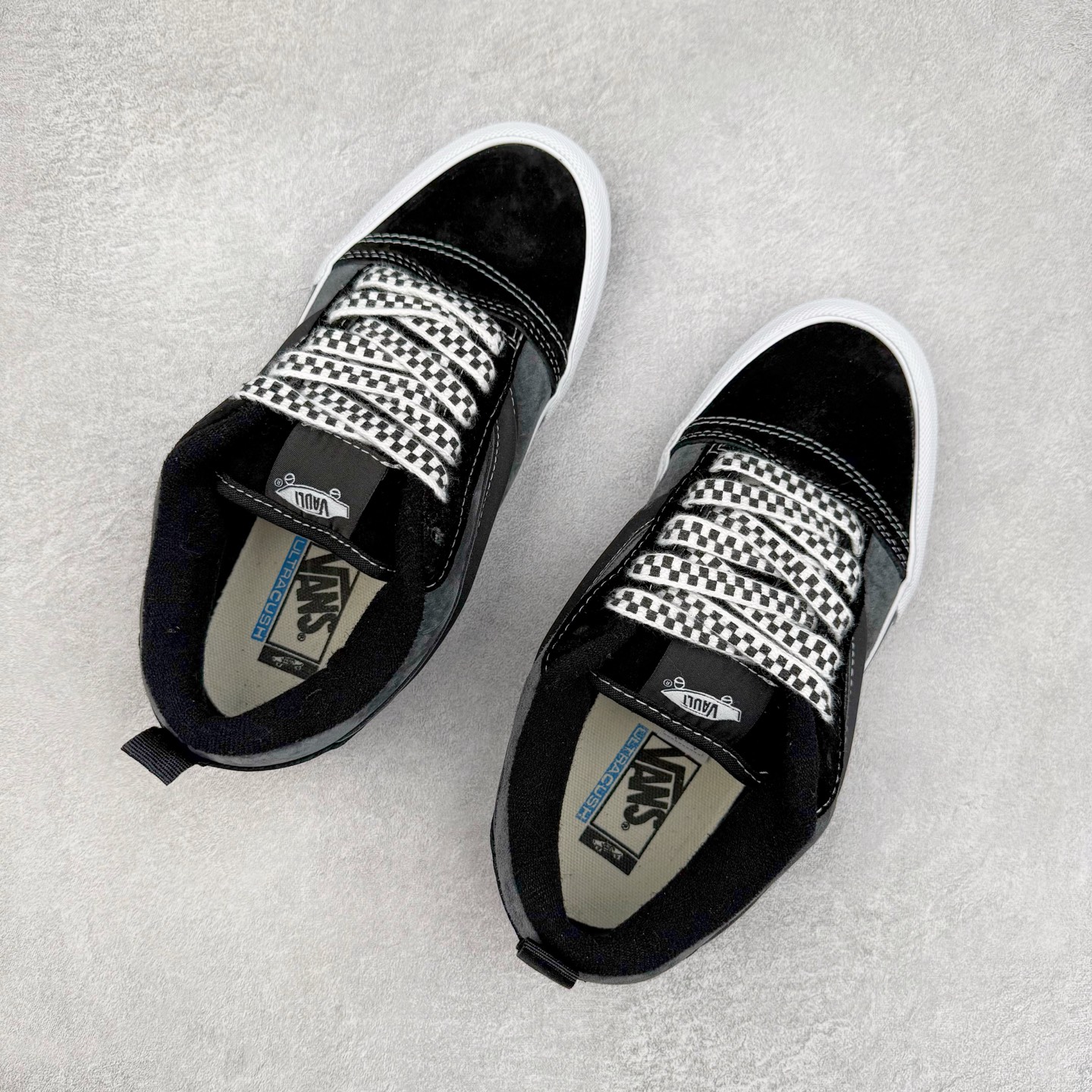 图片[3]-Vans Knu Skool VLT 黑白 官方新款 复古休闲胖胖面包鞋 肥胖版大LOGO原版全皮猪八面料 货号：VN0007QDQJM 尺码：35 36 36.5 37 38 38.5 39 40 40.5 41 42 42.5 43 44 工艺：硫化1：1（重量1：1、真标、原钢印、材质标、鞋型标、合格证）-选品中心