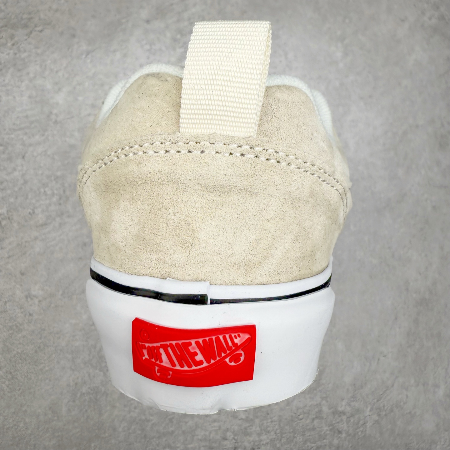 图片[8]-Vans Knu Skool VLT 白黑 官方新款 复古休闲胖胖面包鞋 肥胖版大LOGO原版全皮猪八面料 货号：VN0007QDQJM 尺码：35 36 36.5 37 38 38.5 39 40 40.5 41 42 42.5 43 44 工艺：硫化1：1（重量1：1、真标、原钢印、材质标、鞋型标、合格证）-选品中心