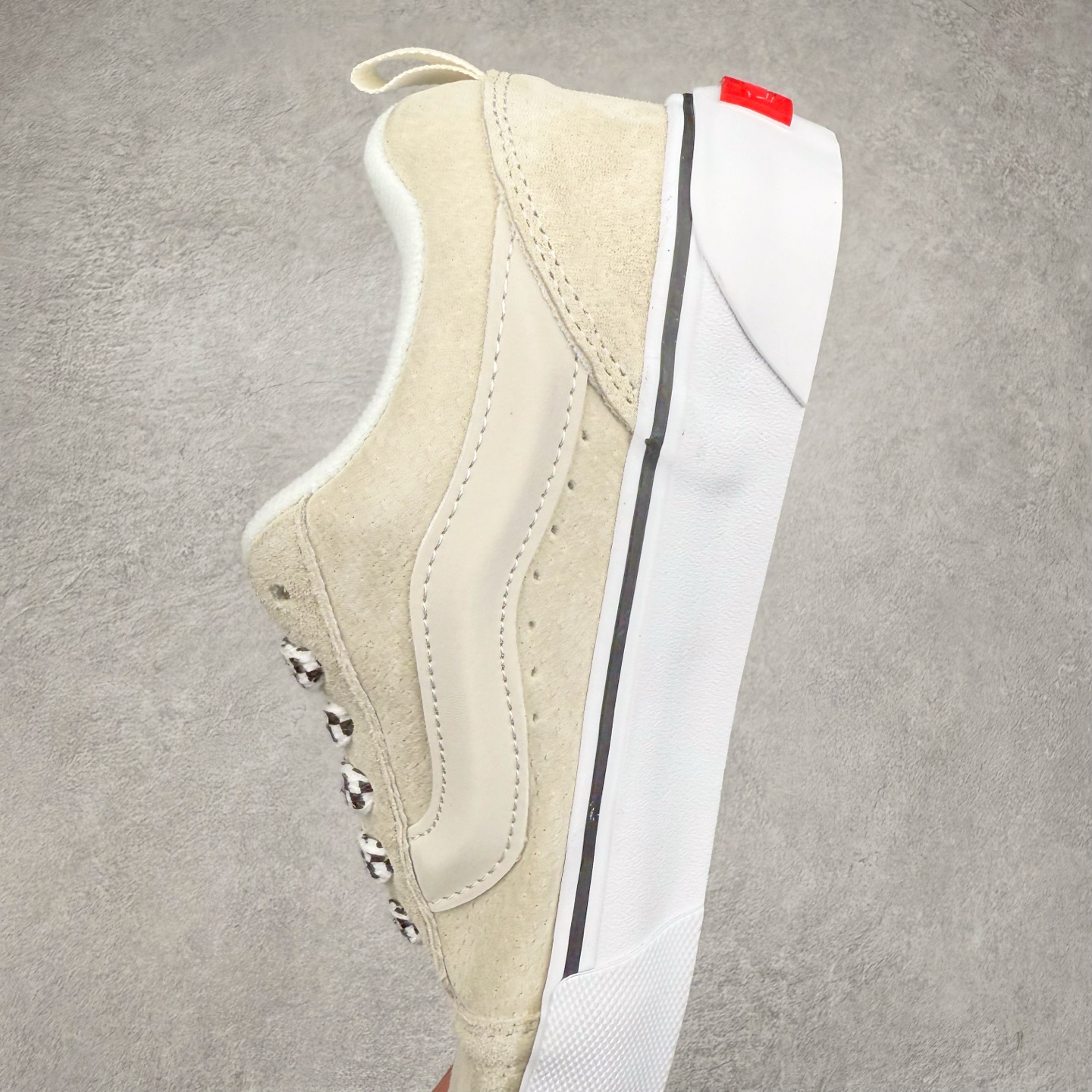 图片[7]-Vans Knu Skool VLT 白黑 官方新款 复古休闲胖胖面包鞋 肥胖版大LOGO原版全皮猪八面料 货号：VN0007QDQJM 尺码：35 36 36.5 37 38 38.5 39 40 40.5 41 42 42.5 43 44 工艺：硫化1：1（重量1：1、真标、原钢印、材质标、鞋型标、合格证）-选品中心