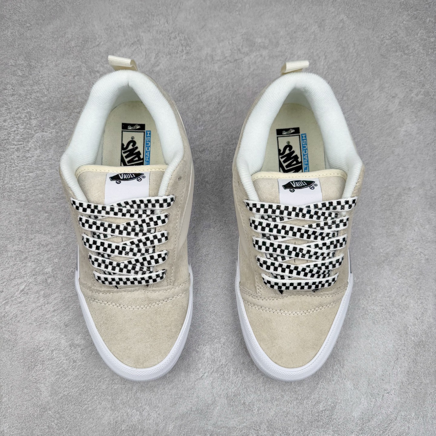 [Vans Series]VansKnuSkool VLT White BlackOfficial new retro casual fat brea