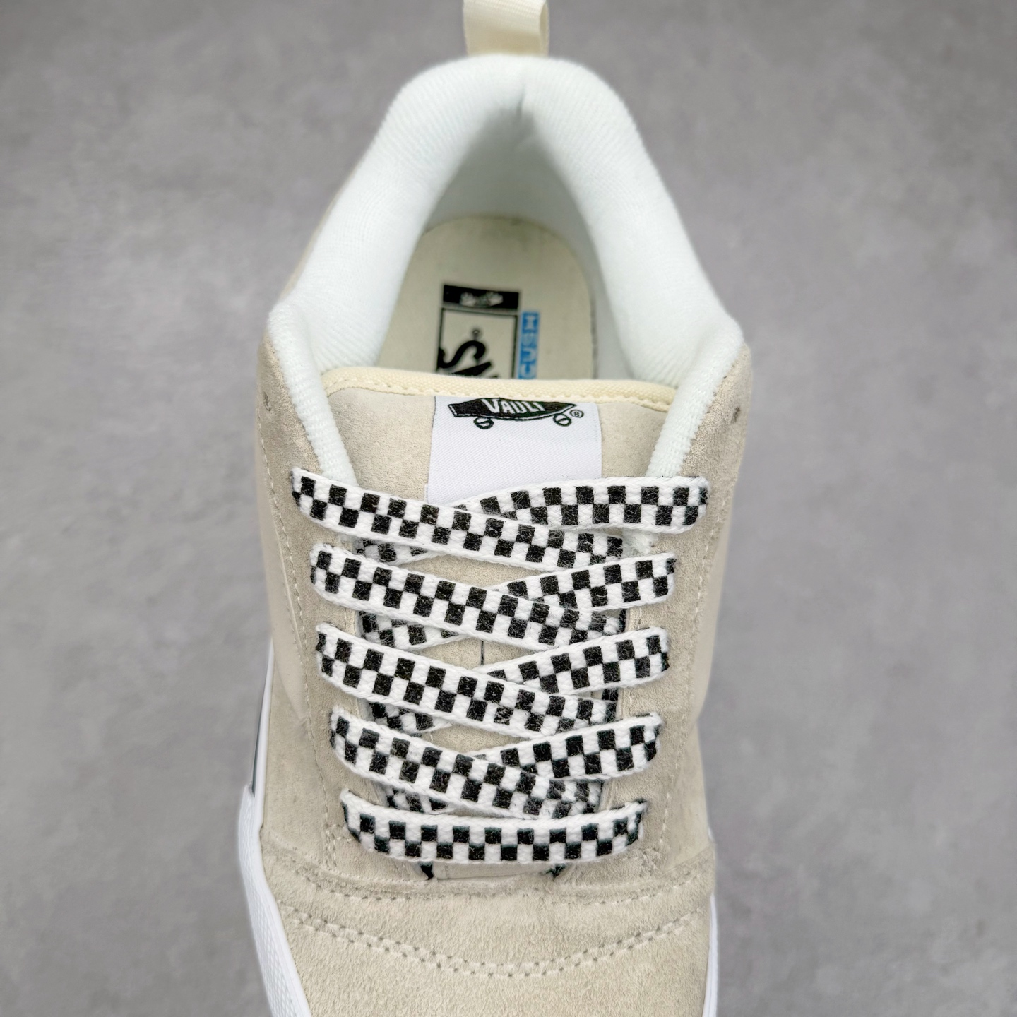 图片[5]-Vans Knu Skool VLT 白黑 官方新款 复古休闲胖胖面包鞋 肥胖版大LOGO原版全皮猪八面料 货号：VN0007QDQJM 尺码：35 36 36.5 37 38 38.5 39 40 40.5 41 42 42.5 43 44 工艺：硫化1：1（重量1：1、真标、原钢印、材质标、鞋型标、合格证）-选品中心