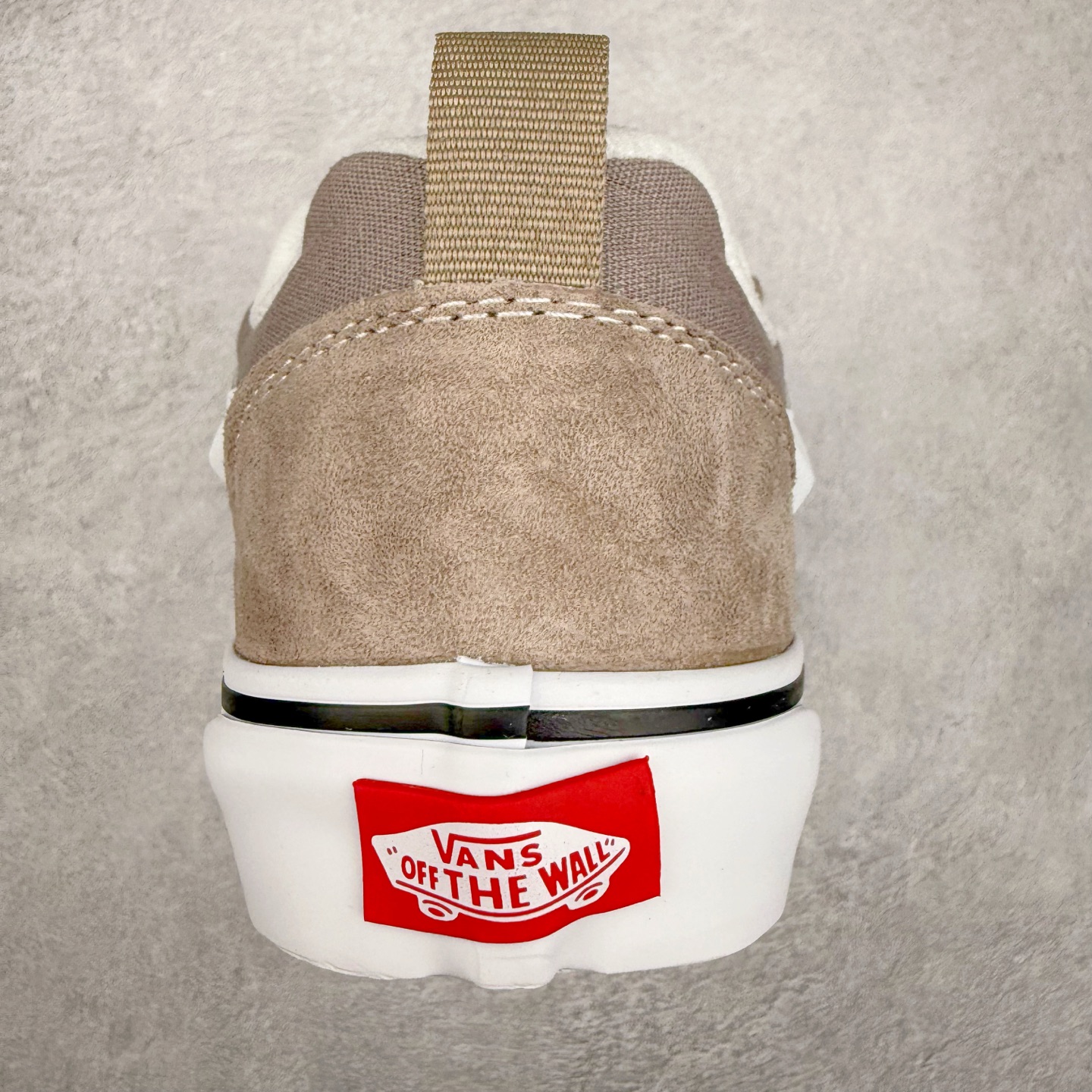 图片[8]-Vans Knu Skool 卡其灰 肥胖版立体大Logo 加厚鞋舌 低帮复古休闲硫化面包鞋 尺码：35 36 36.5 37 38 38.5 39 40 40.5 41 42 42.5 43 44 45 工艺：硫化1：1（重量1：1、真标、原钢印、材质标、鞋型标、合格证）-选品中心